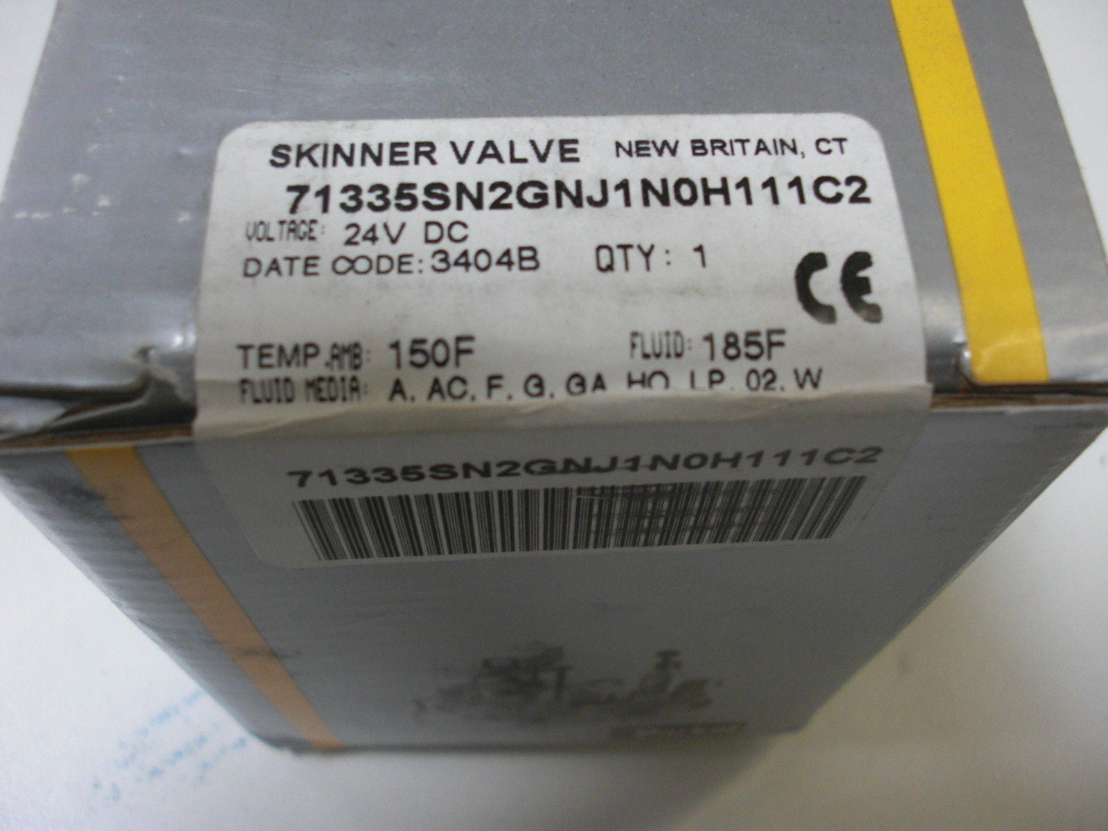 PARKER 71335SN2GNJ1N0H1111C2 SKINNER VALVE *FACTORY SEALED*