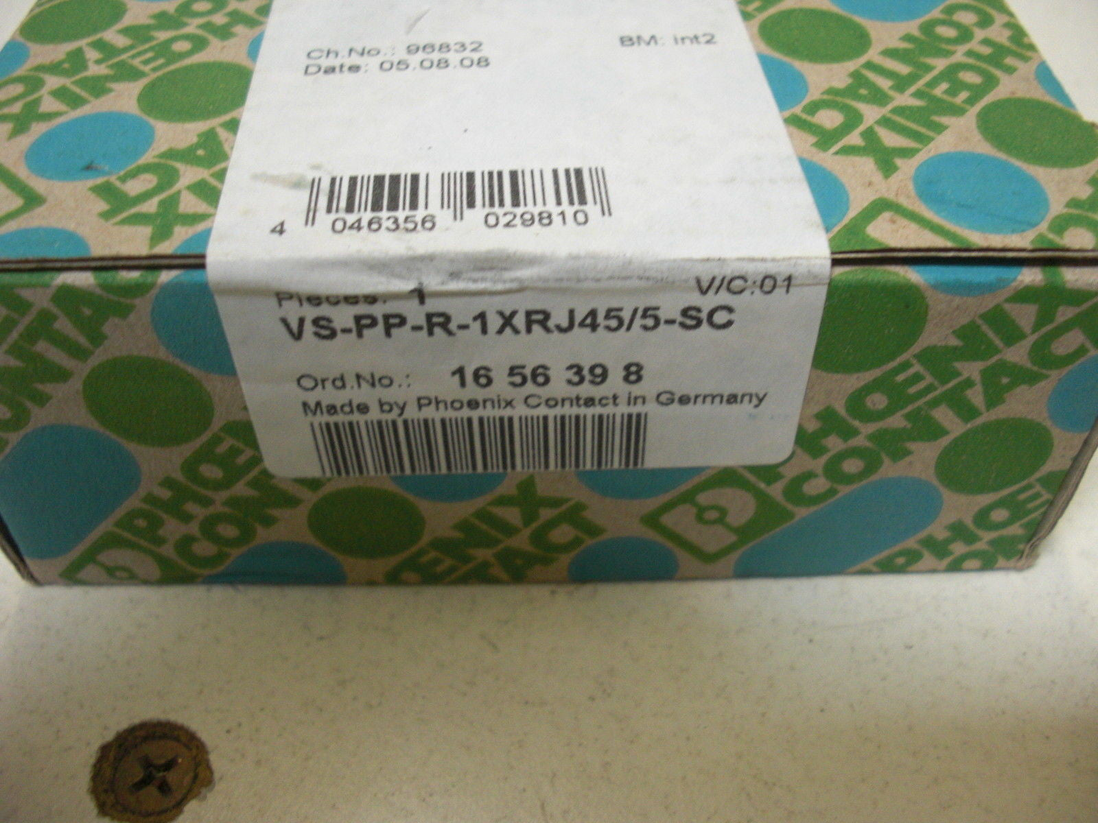 PHOENIX CONTACT VS-PP-R1XRJ45/5-S6 *FACTORY SEALED*
