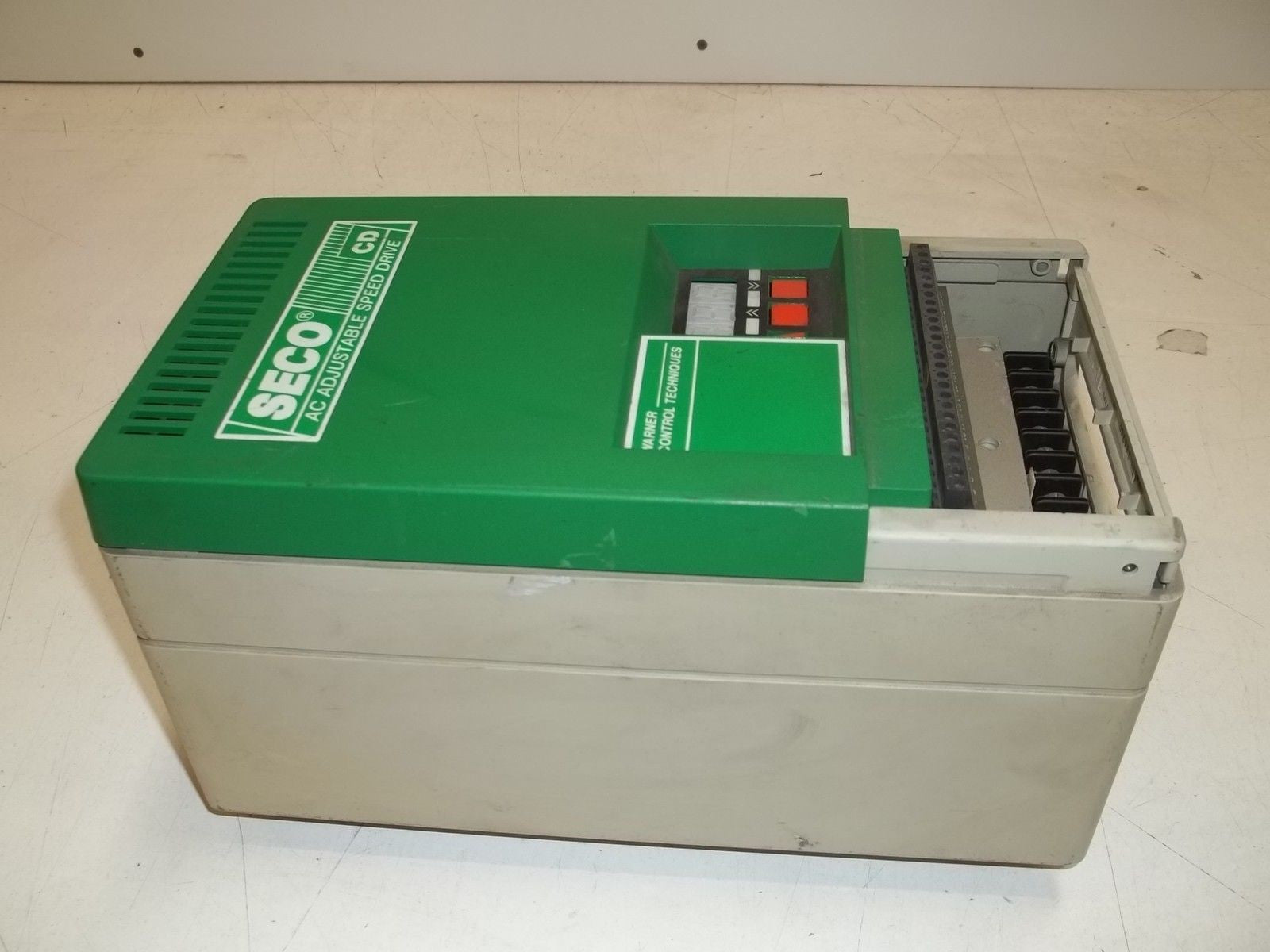SECO CD10 AC ADJUSTABLE SPEED DRIVE 10 HP *USED*