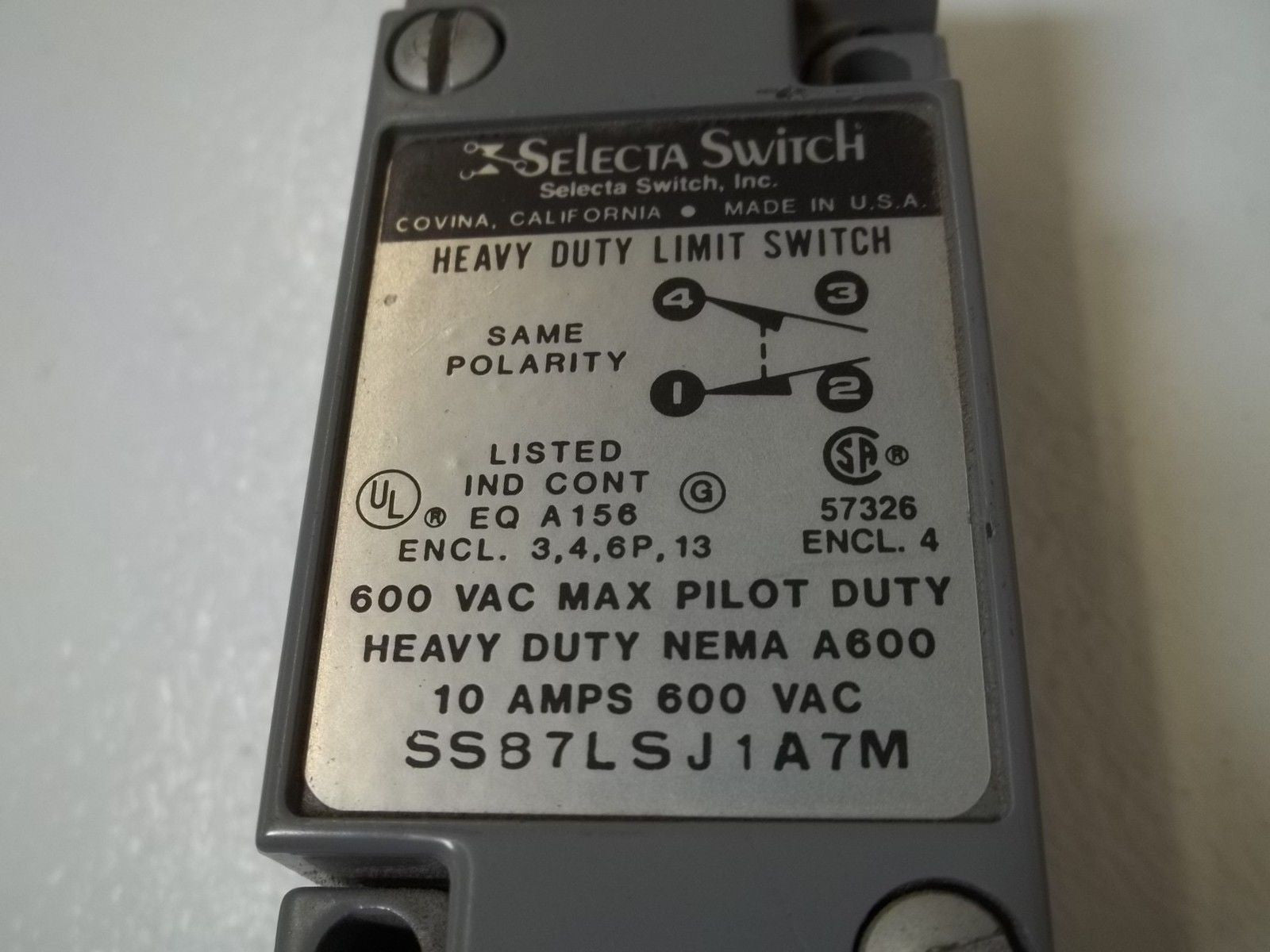 SELECTA SWITCH SS87LSJ1A7M LIMIT SWITCH *USED*