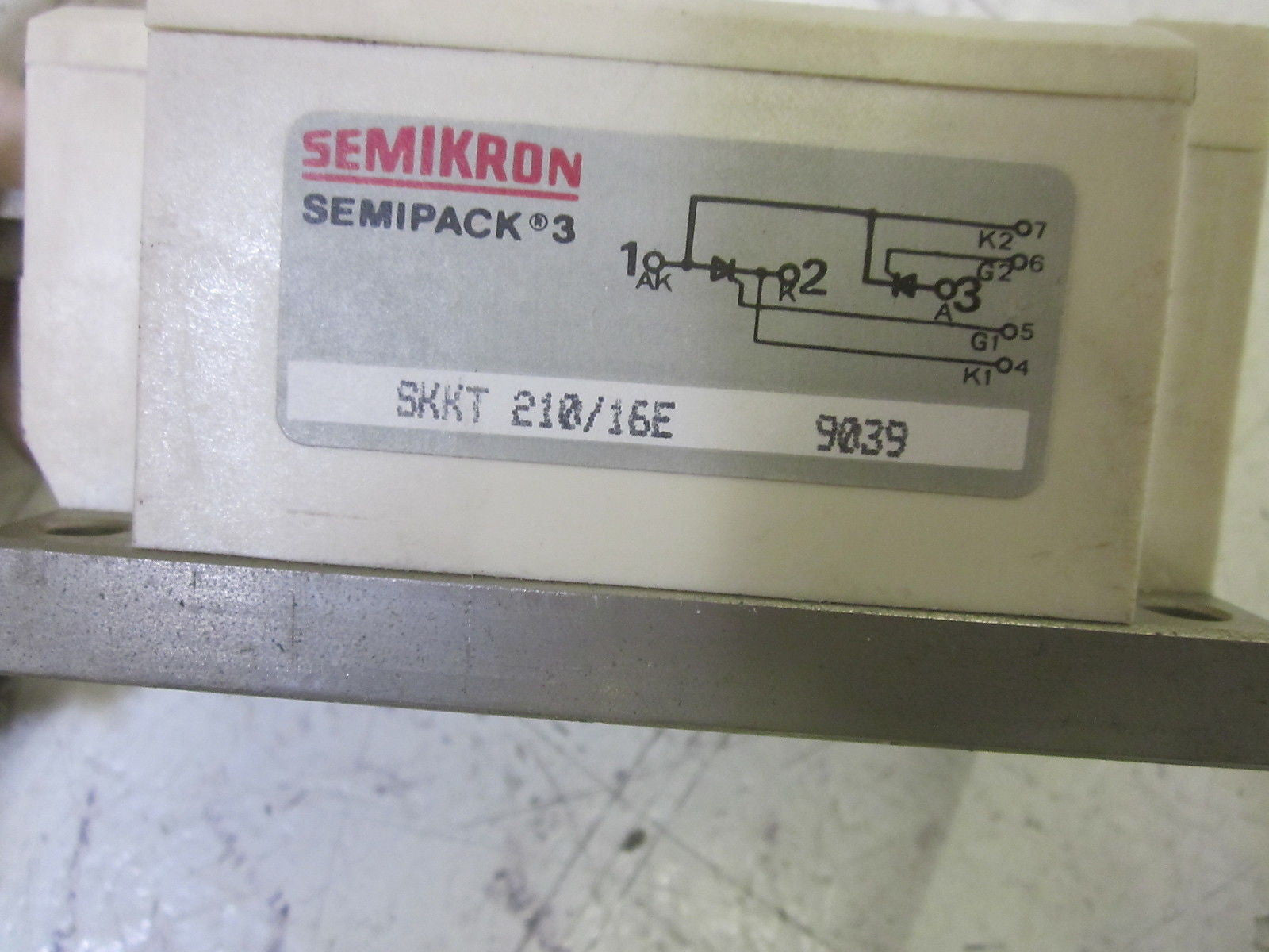 SEMIKRON SKKT-210/16E THYRISTOR DIODE MODULE *USED*