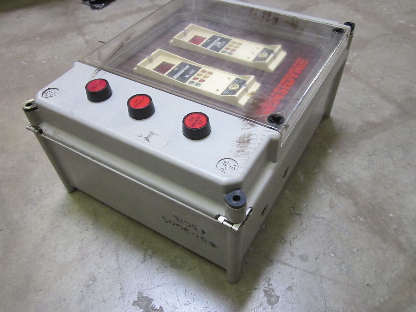 SENSIDYNE 7010697-1 COMBUSTION MODULE  VYNCO S-536055 ENCLOSURE (AS PIC.) *USED*
