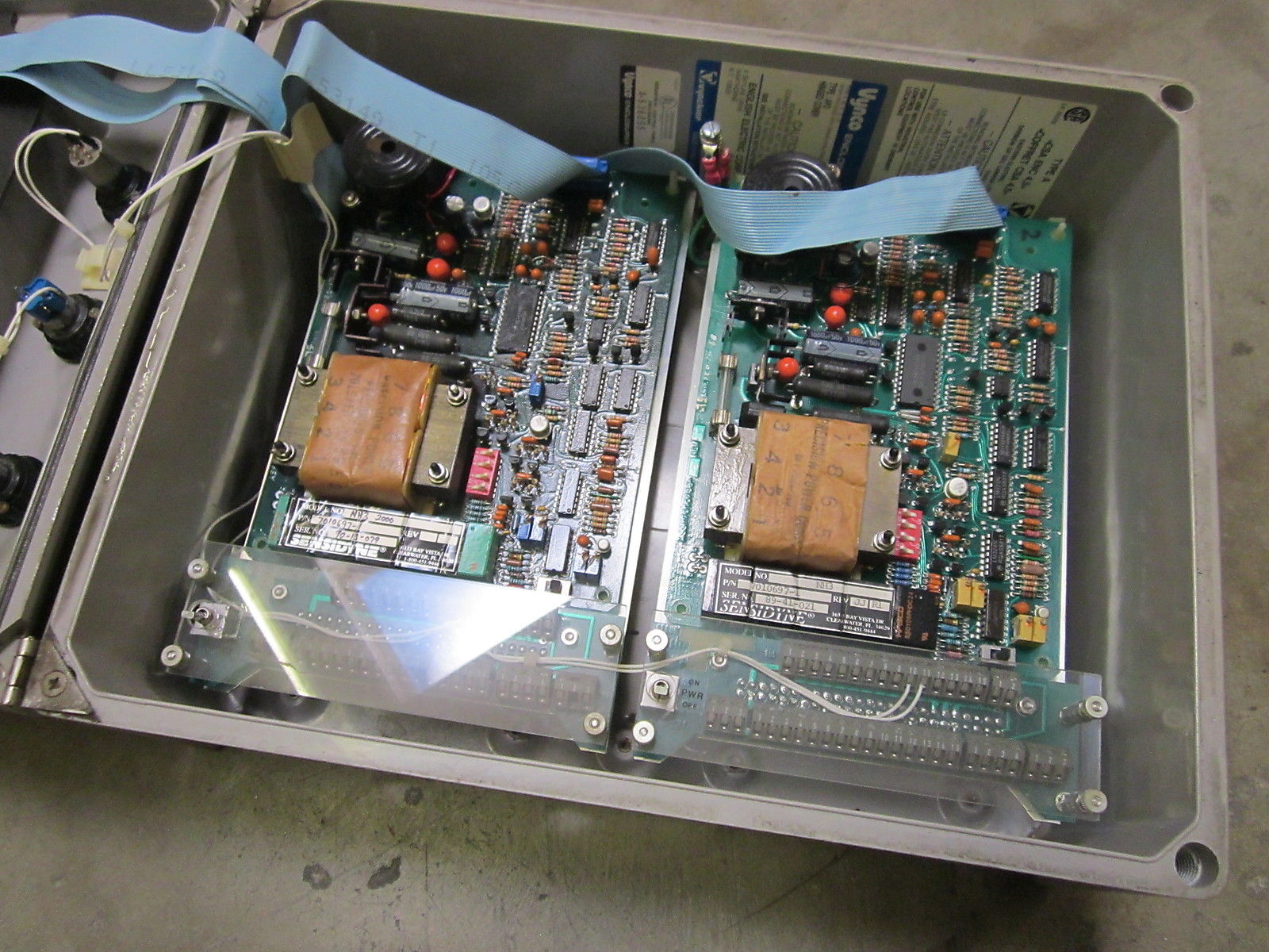 SENSIDYNE 7010697-1 COMBUSTION MODULE  VYNCO S-536055 ENCLOSURE (AS PIC.) *USED*