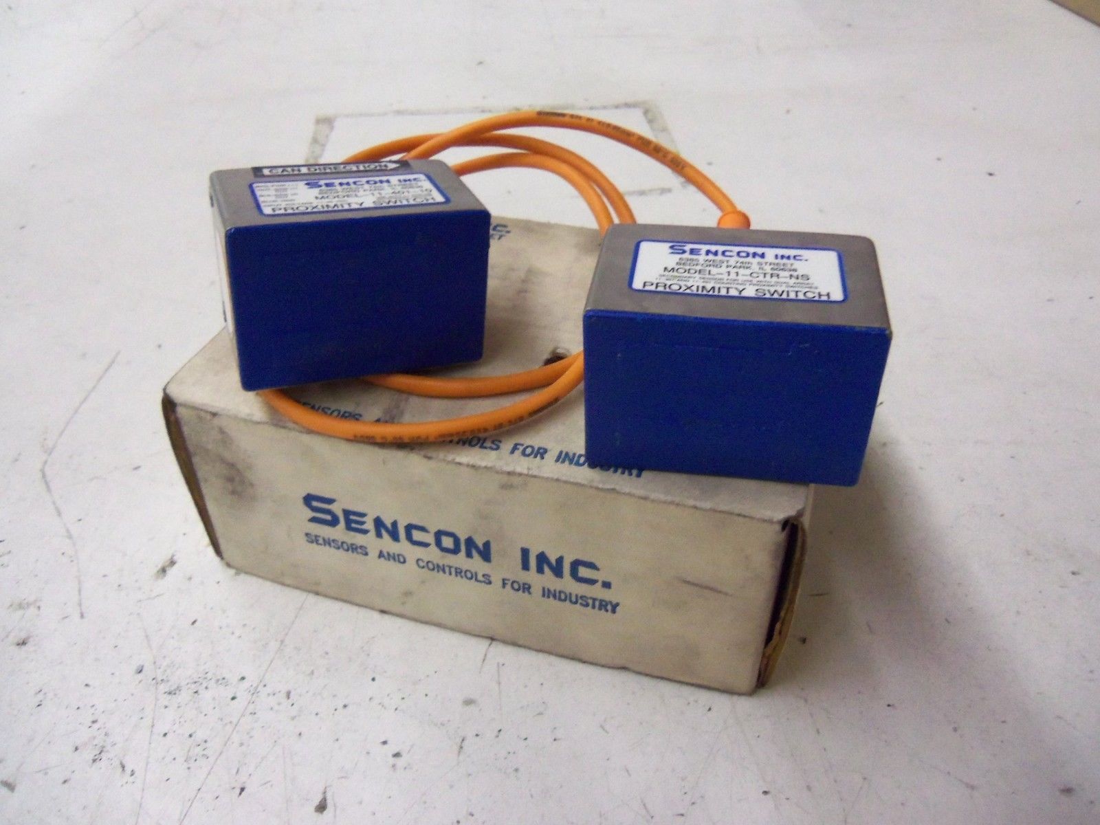 SENSON INC. MODEL 11-401-10 W/ 11-CTR-NS *USED*