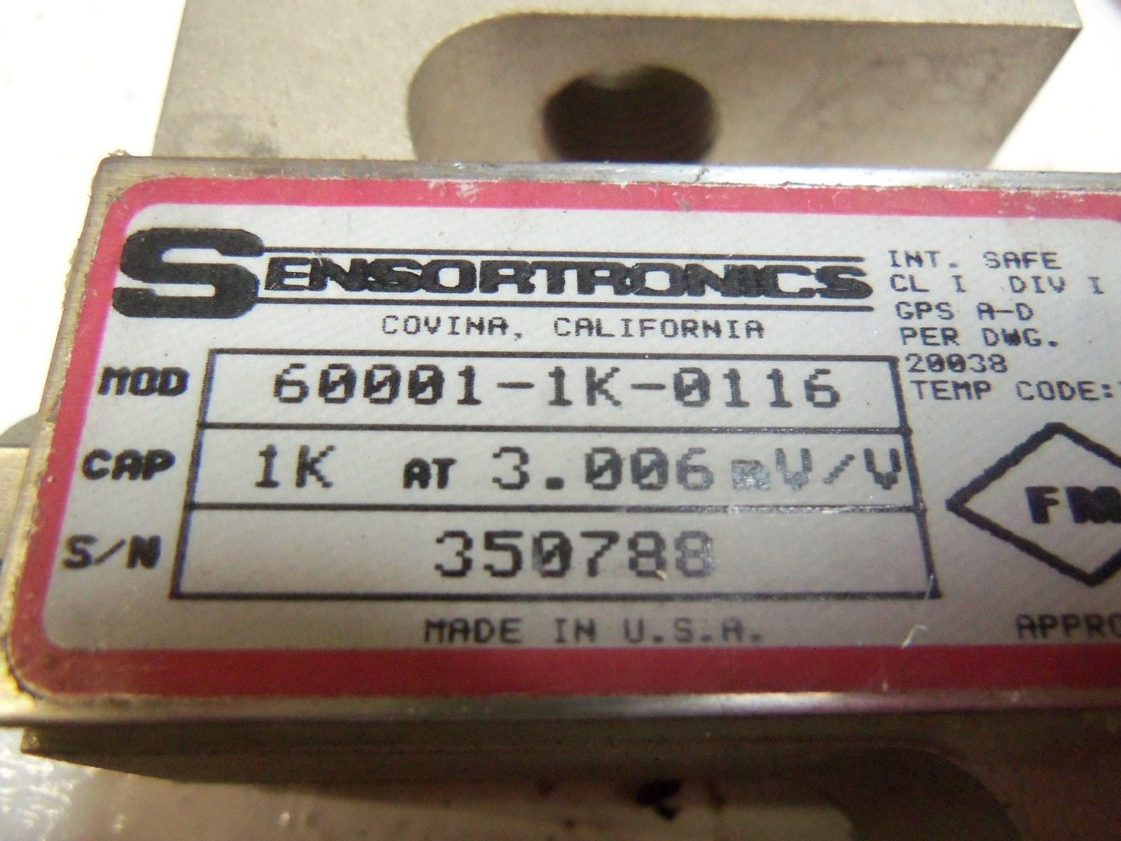 SENSORTRONICS 60001-1K-0116 LOAD CELL *USED*