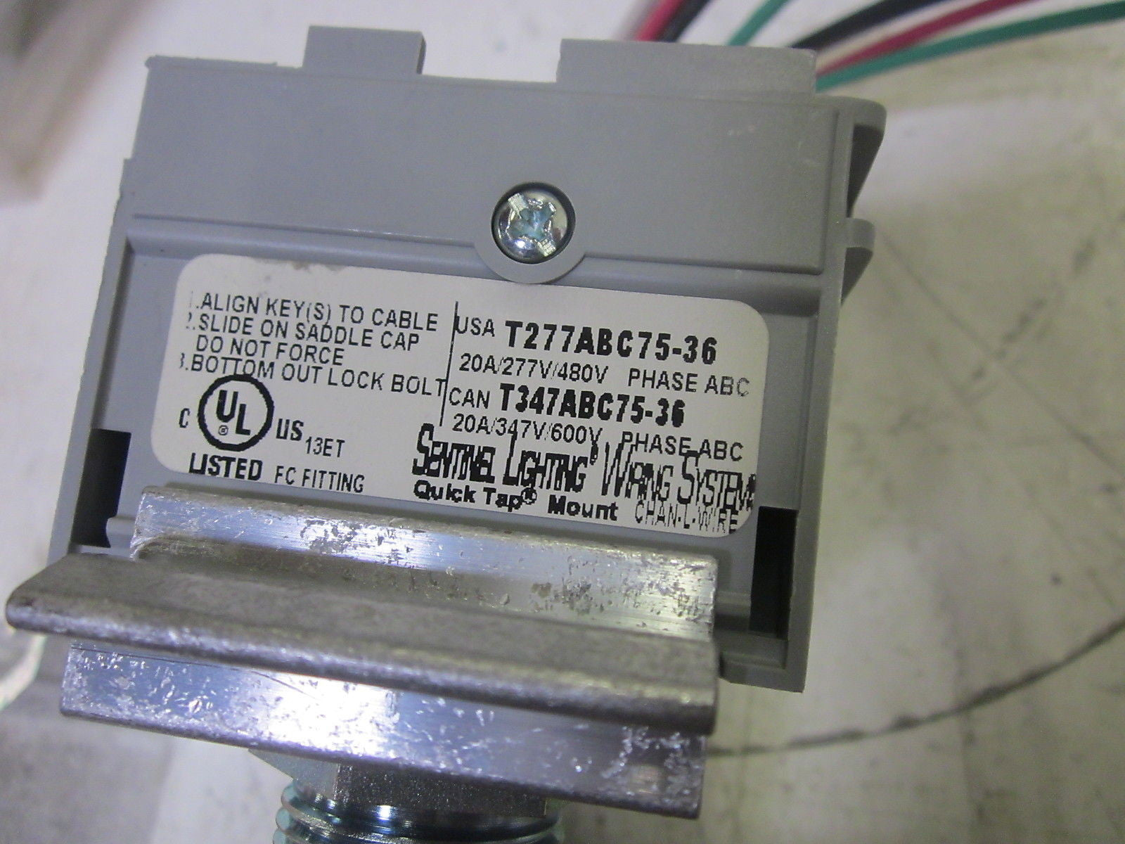 SENTINAL LIGHING T277ABC75-36 QUICK TRAP MOUNT 20A 277/480V *NEW IN A BAG*