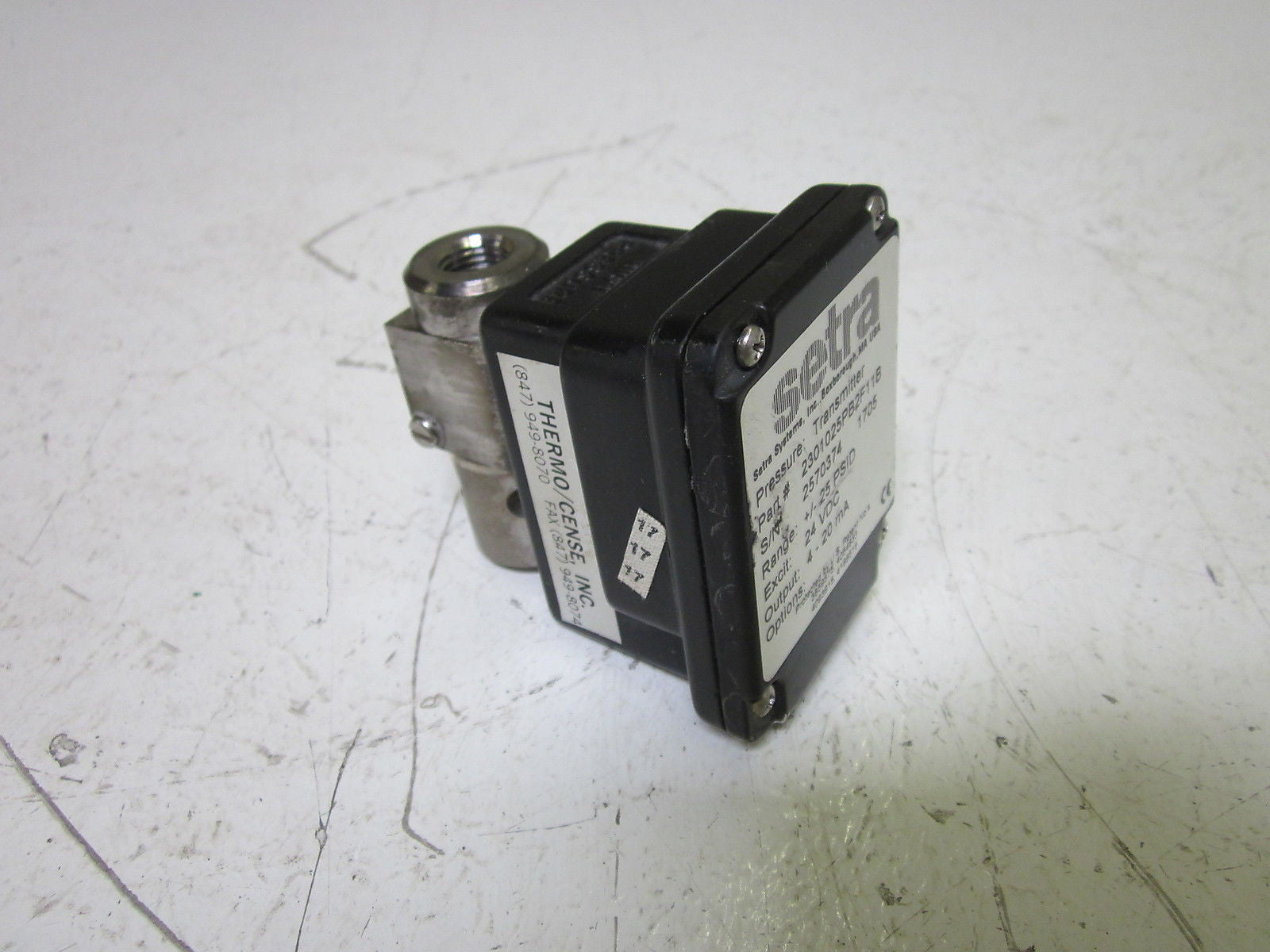 SETRA 2301025PB2F11B PRESSURE TRANSMITTER  24VDC *USED*
