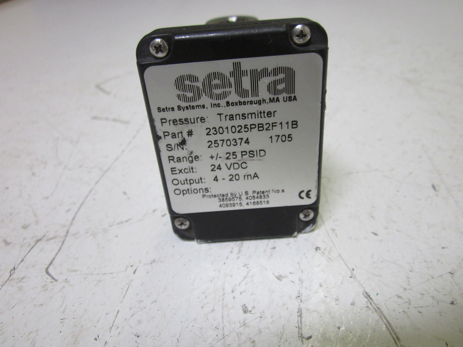 SETRA 2301025PB2F11B PRESSURE TRANSMITTER  24VDC *USED*