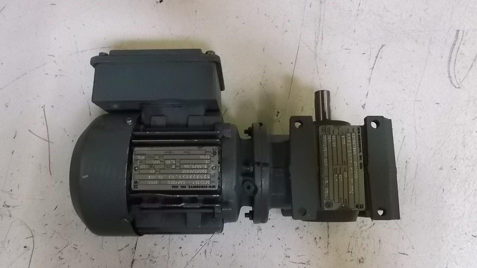 SEW-EURODRIVE S37DT71D4-5044955 MOTOR w/ DFT71D4-5044955 *USED*