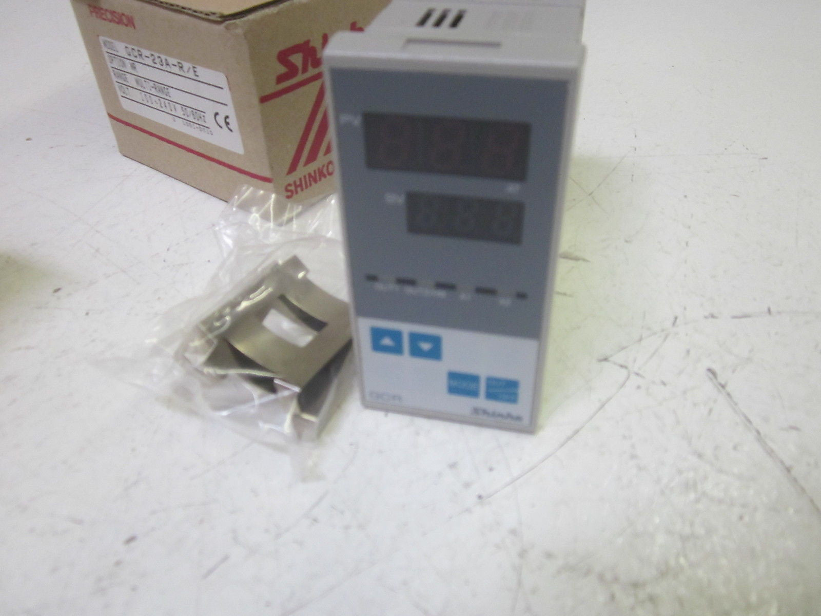SHINKO TECHNOS GCR-23A-R/E CONTROLLER 100-240V *USED*