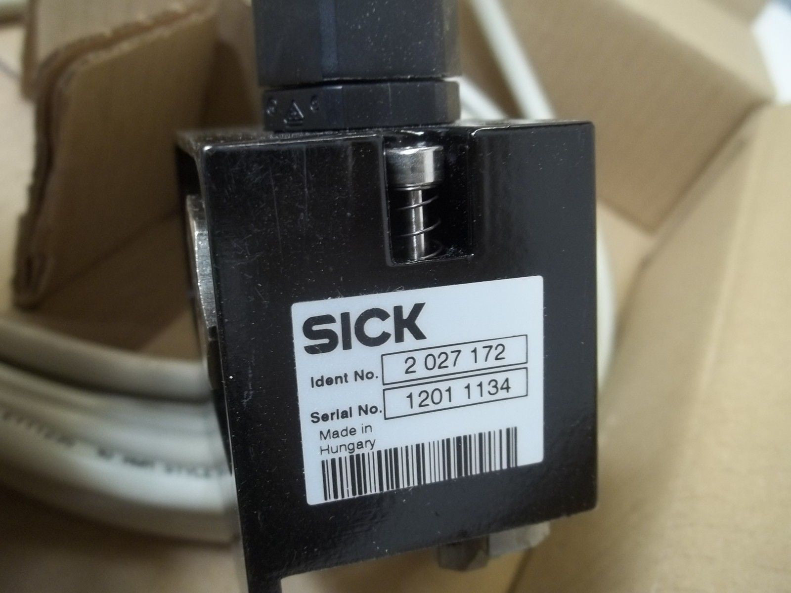 SICK 2027172 SYSTEM PLUG *NEW IN BOX*