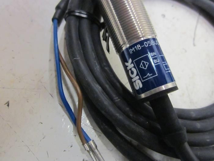 SICK IM18-05BUO-ZU0 PROXIMITY SENSOR 20-250V*NEW NO BOX*