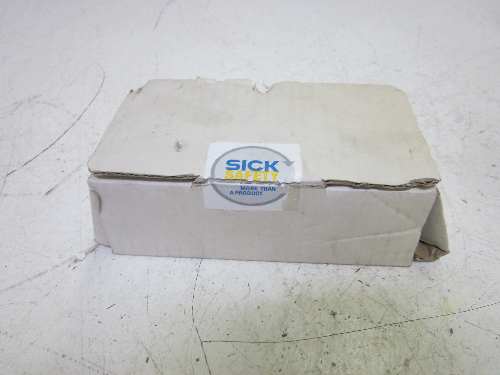 SICK UE43-3MF2D3 INTELLIFACE SAFETY RELAY 24VDC *USED*