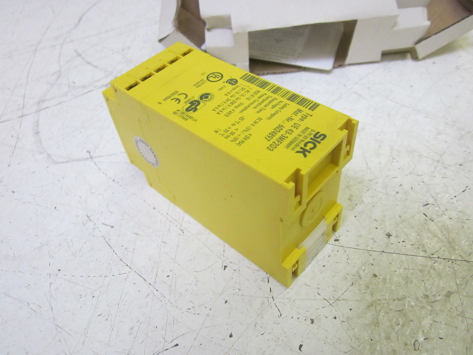 SICK UE43-3MF2D3 INTELLIFACE SAFETY RELAY 24VDC *USED*