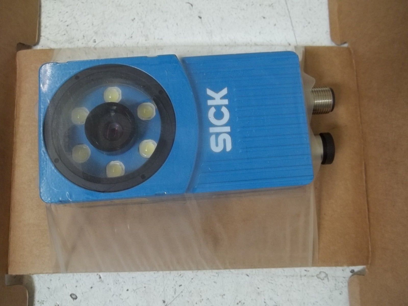 SICK VSPI-4F2111 INSPECTOR I-SERIES *NEW IN BOX*