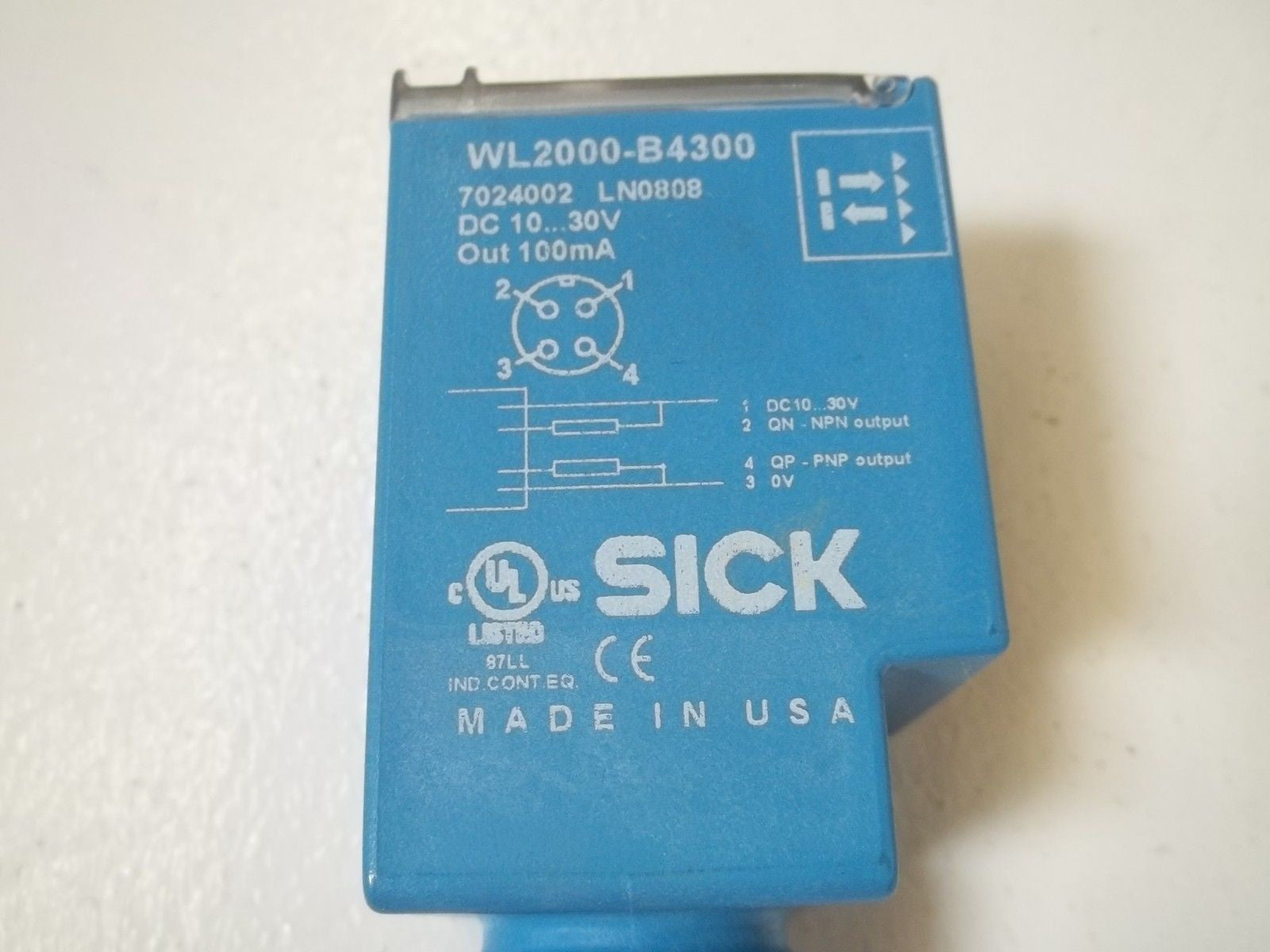 SICK WL2000-B4300 OPTIC ELECTRONIC POLARIZED REFLEX *NEW IN BOX*