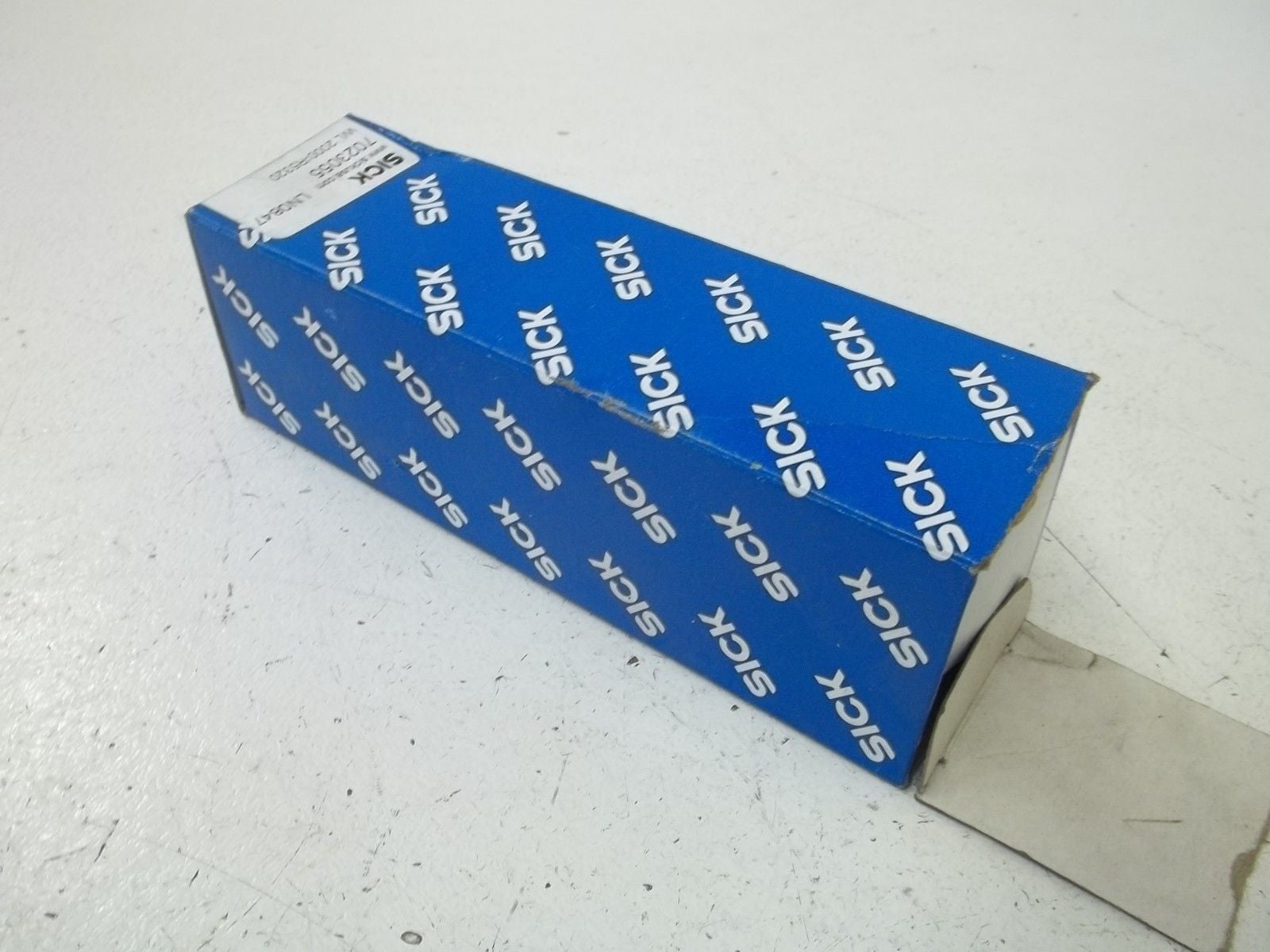 SICK WL2000-R5320 PHOTOELECTRIC SENSOR *NEW IN BOX*