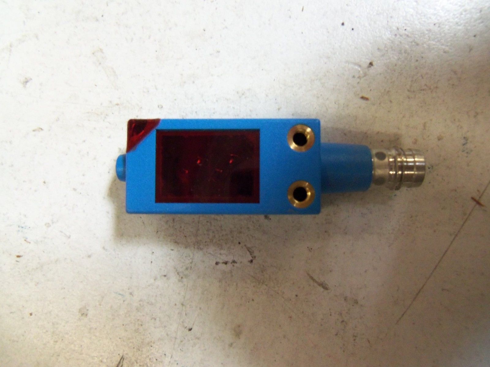 SICK WL4G-2F330 REFLEX SENSOR *NEW IN BOX*