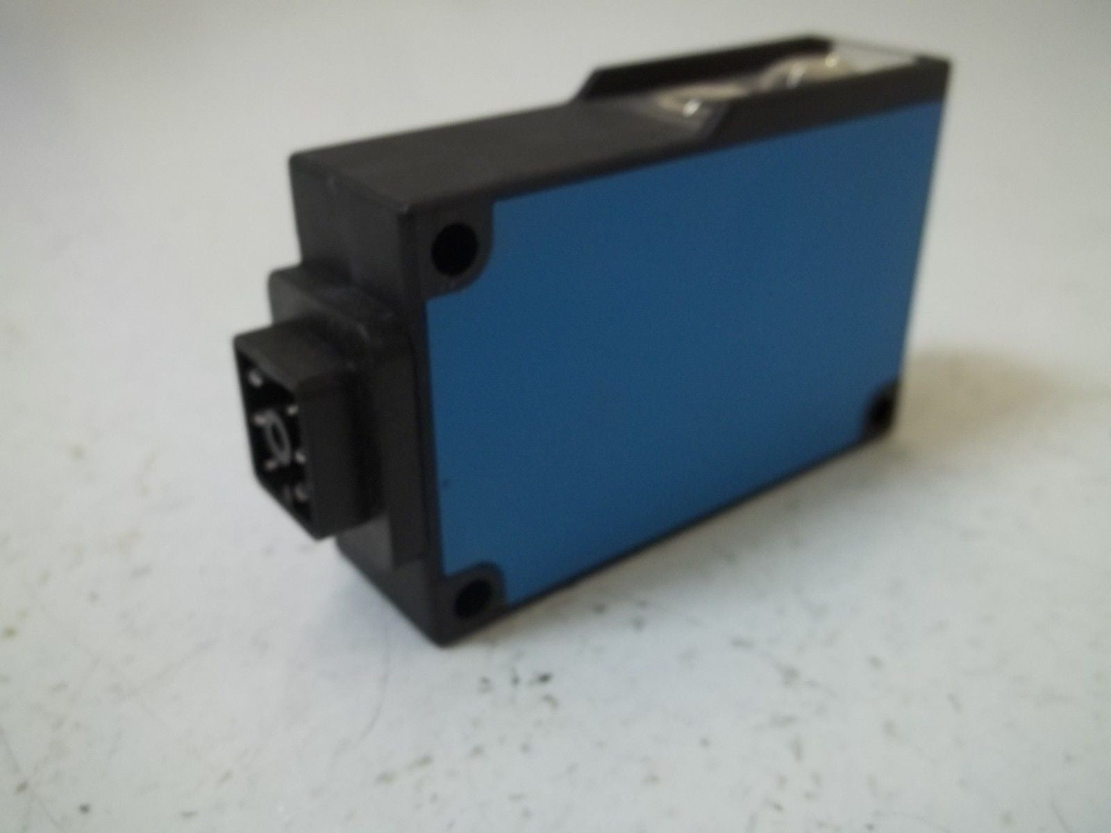 SICK WT27-2P610 *USED*