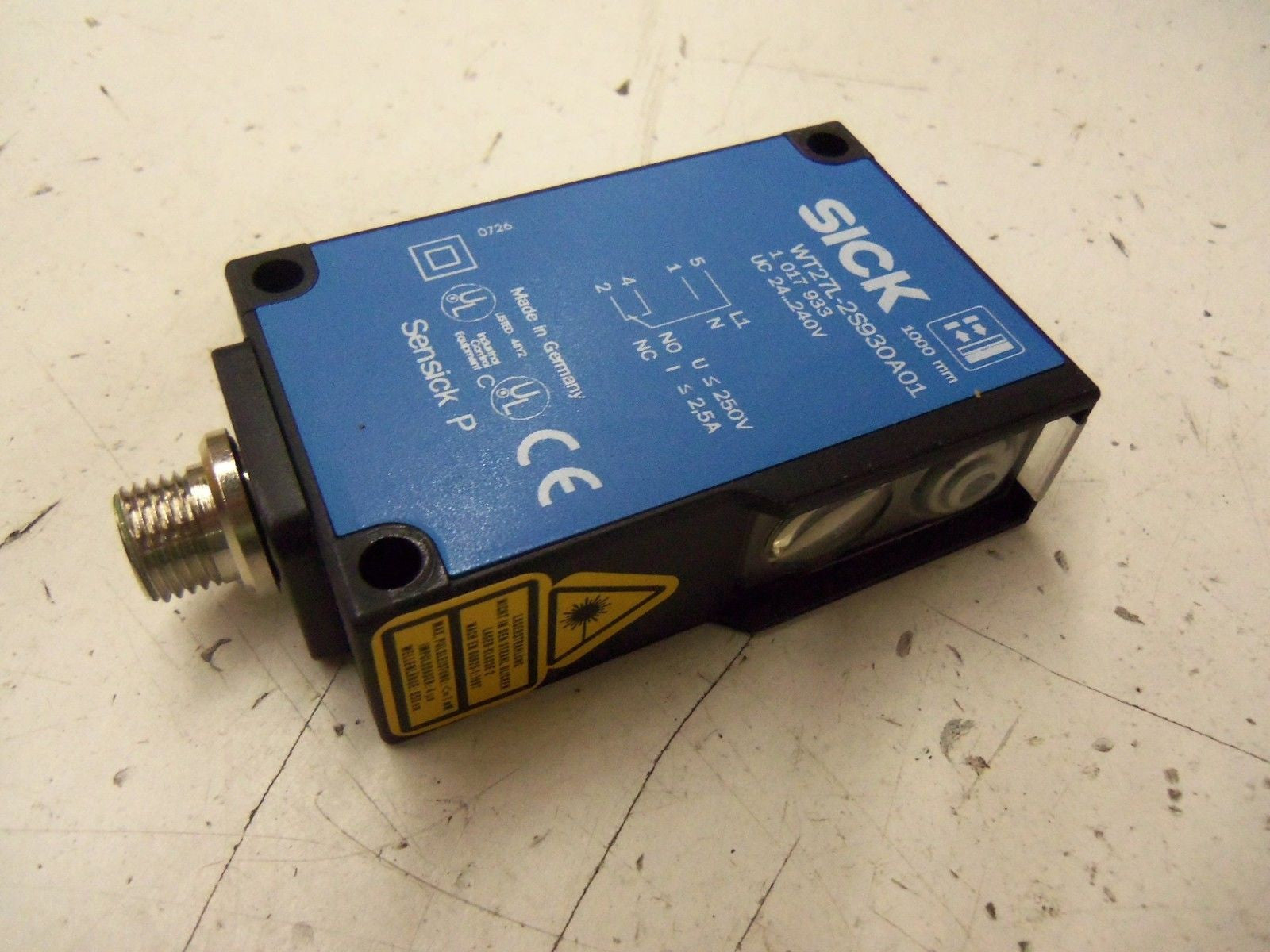 SICK WT27L-2S930A01 *NEW IN BOX*