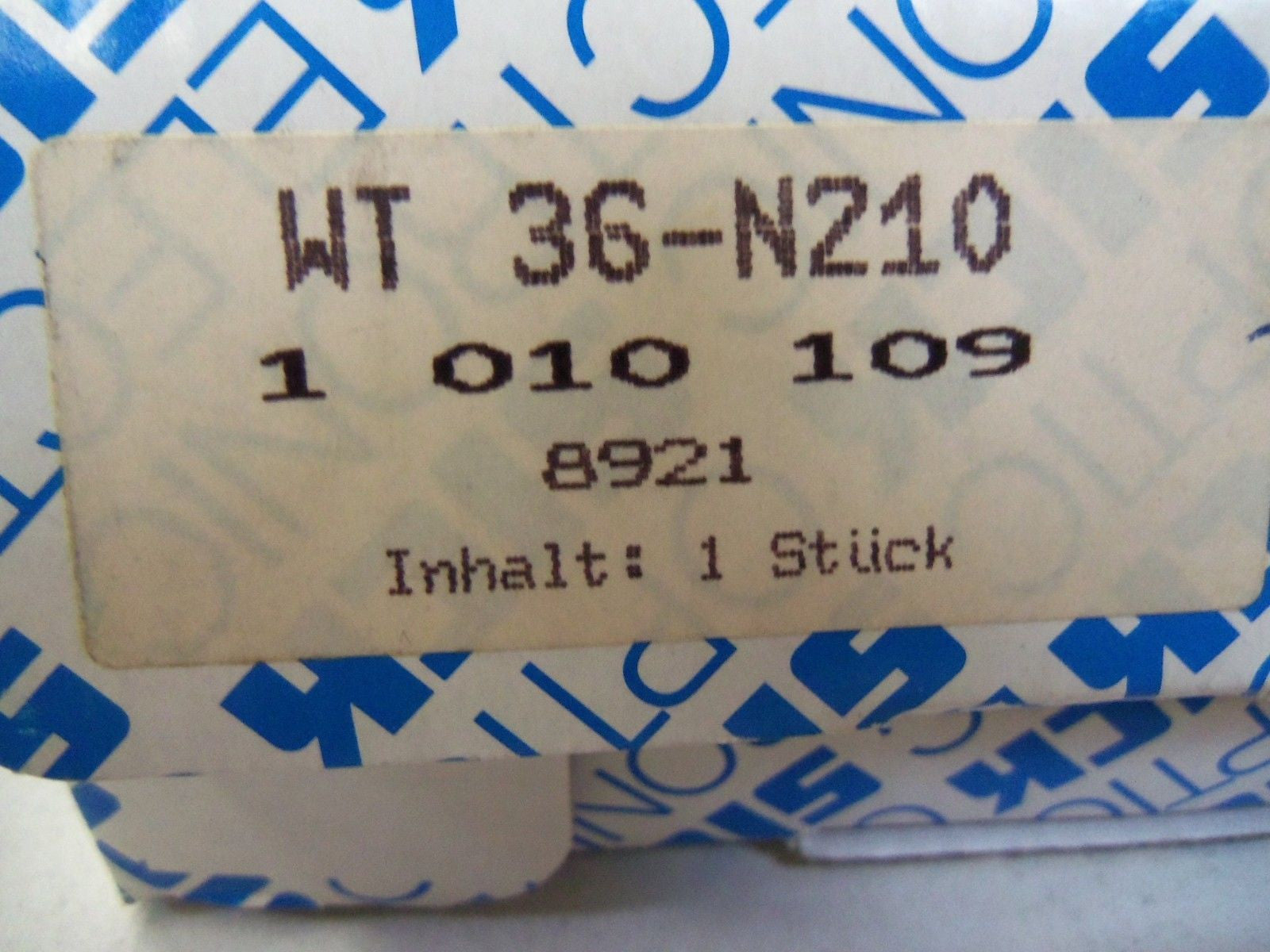 SICK WT36-N210 PROXIMITY PHOTOELECTRIC SENSOR  *NEW IN BOX*