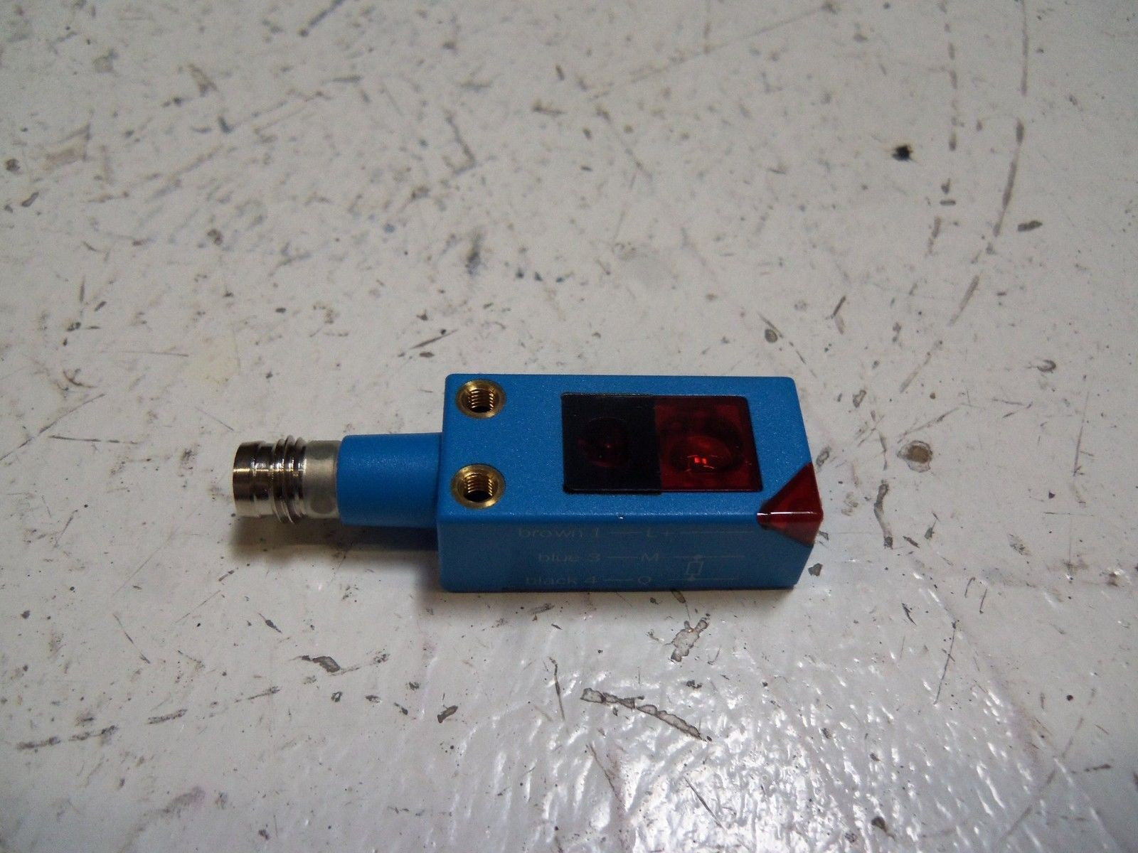 SICK WT4-2P330 PROXIMITY SENSOR *NEW IN BOX*