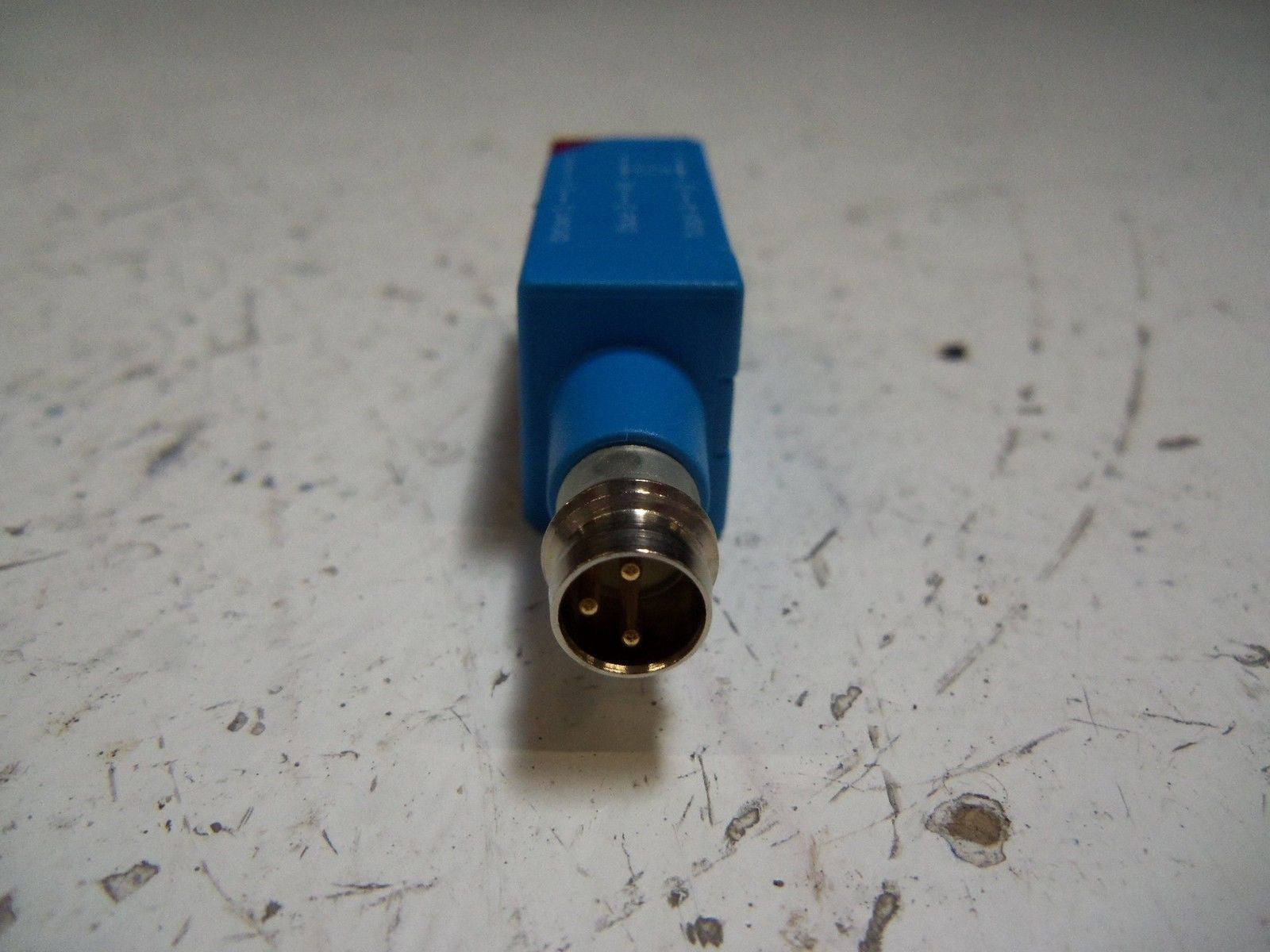 SICK WT4-2P330 PROXIMITY SENSOR *NEW IN BOX*