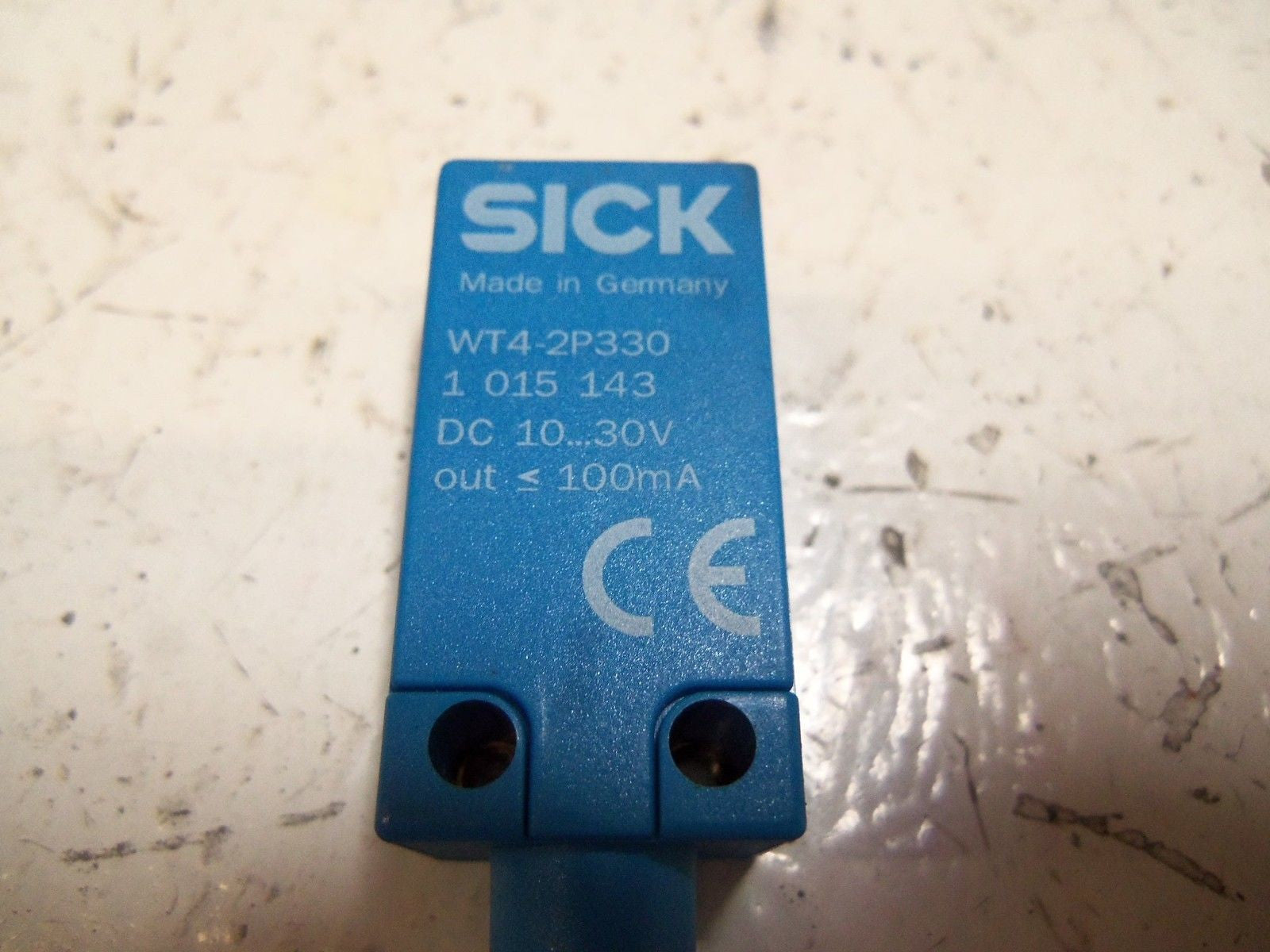 SICK WT4-2P330 PROXIMITY SENSOR *NEW IN BOX*