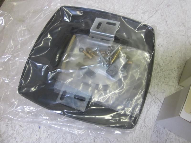 SIEBE 2212-518 PNEUMATIC ROOM THERMOSTAT *NEW IN BOX*