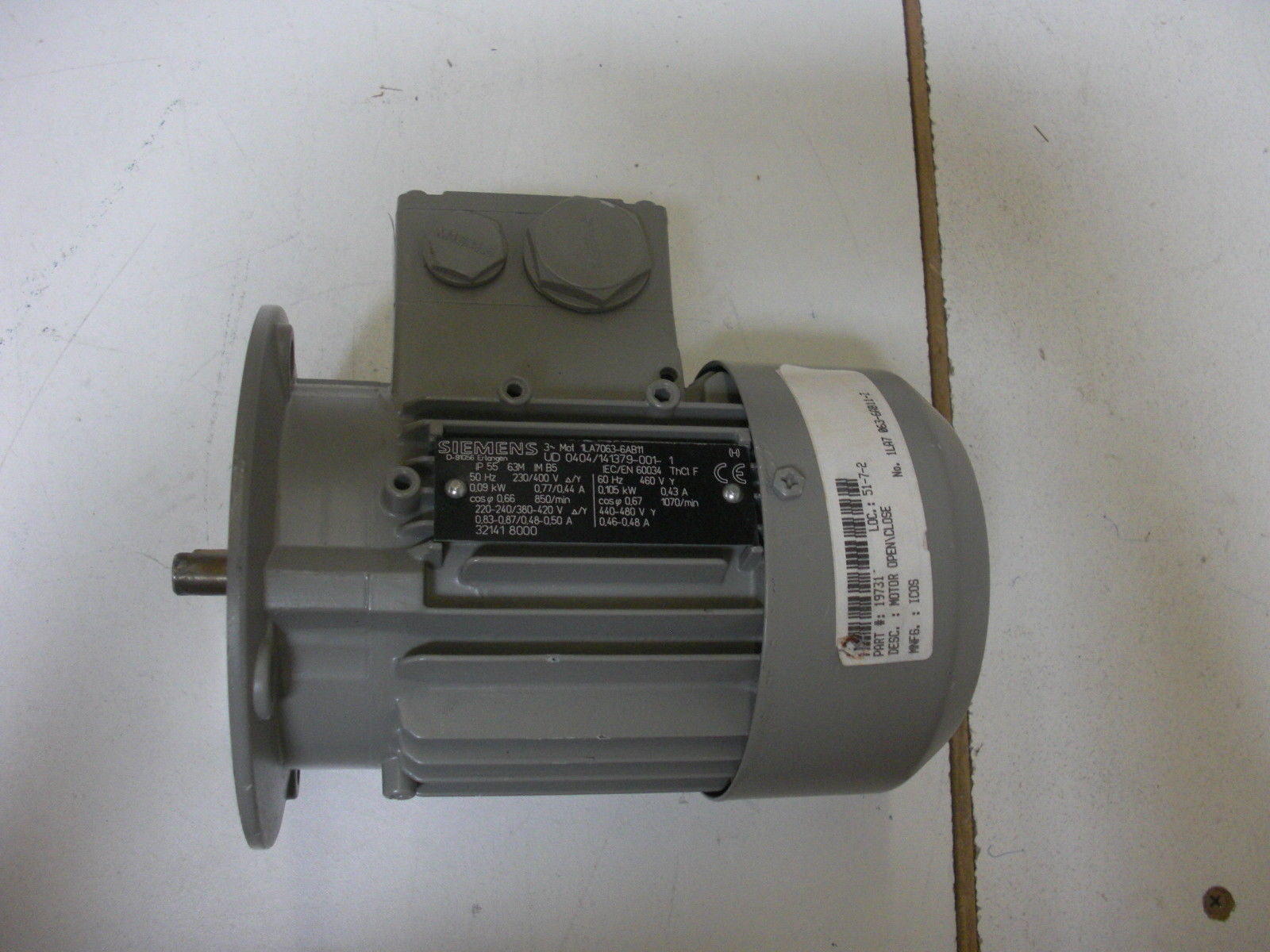 SIEMENS 1LA7063-6AB11 MOTOR *NEW NO BOX*