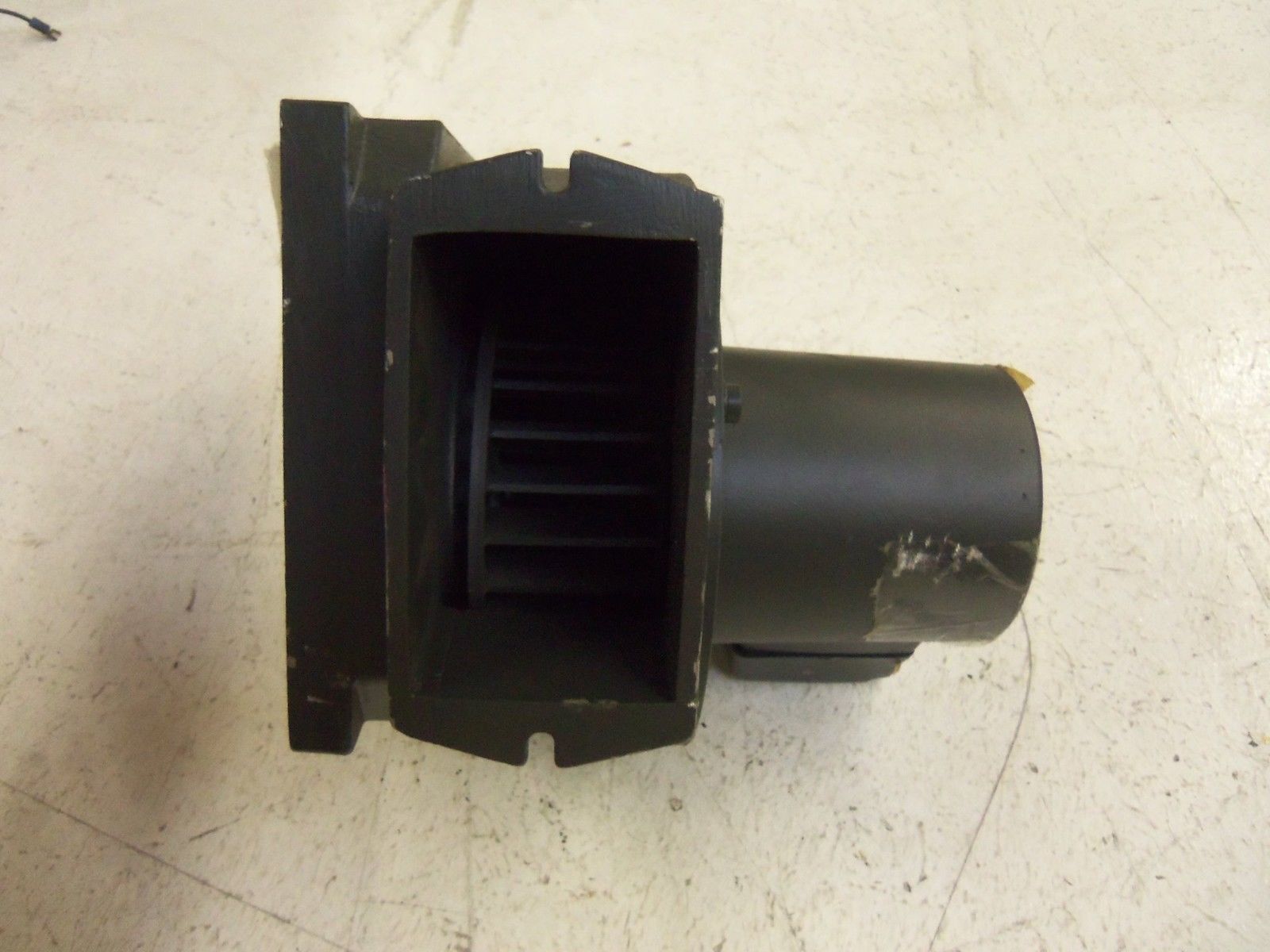 SIEMENS 1LP3050-2AA92-ZX40 BLOWER *USED*
