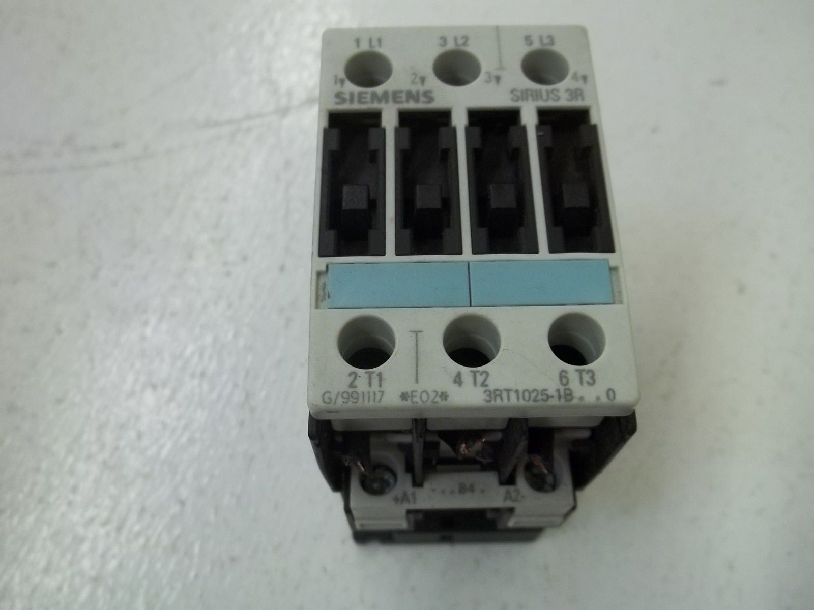 SIEMENS 3RT1025-1B..0 24V *USED*