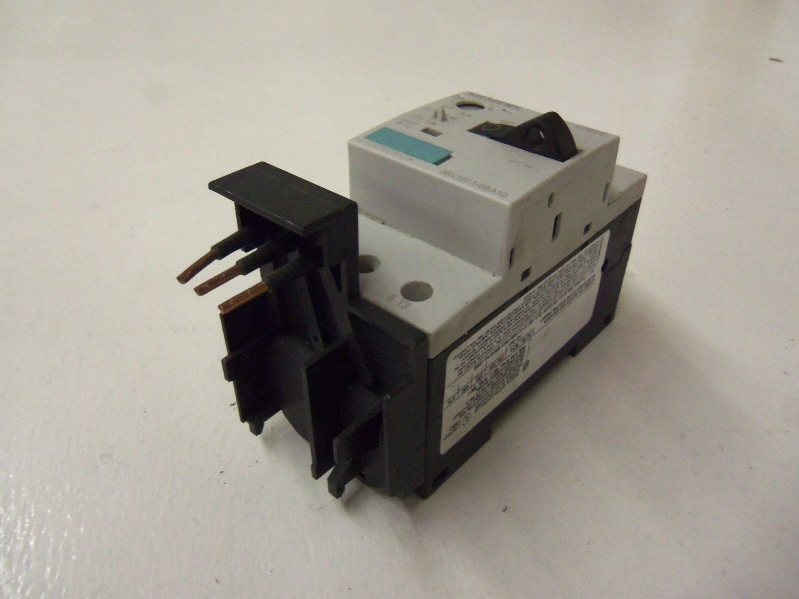SIEMENS 3RV1011-0BA10 *USED*