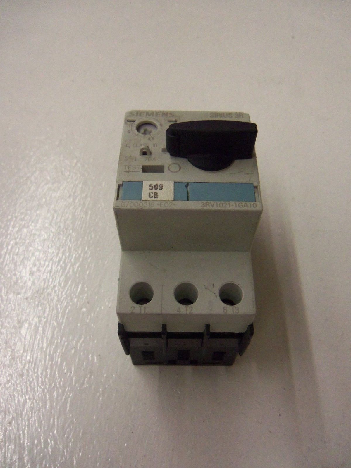 SIEMENS 3RV1021-1GA10 *USED*