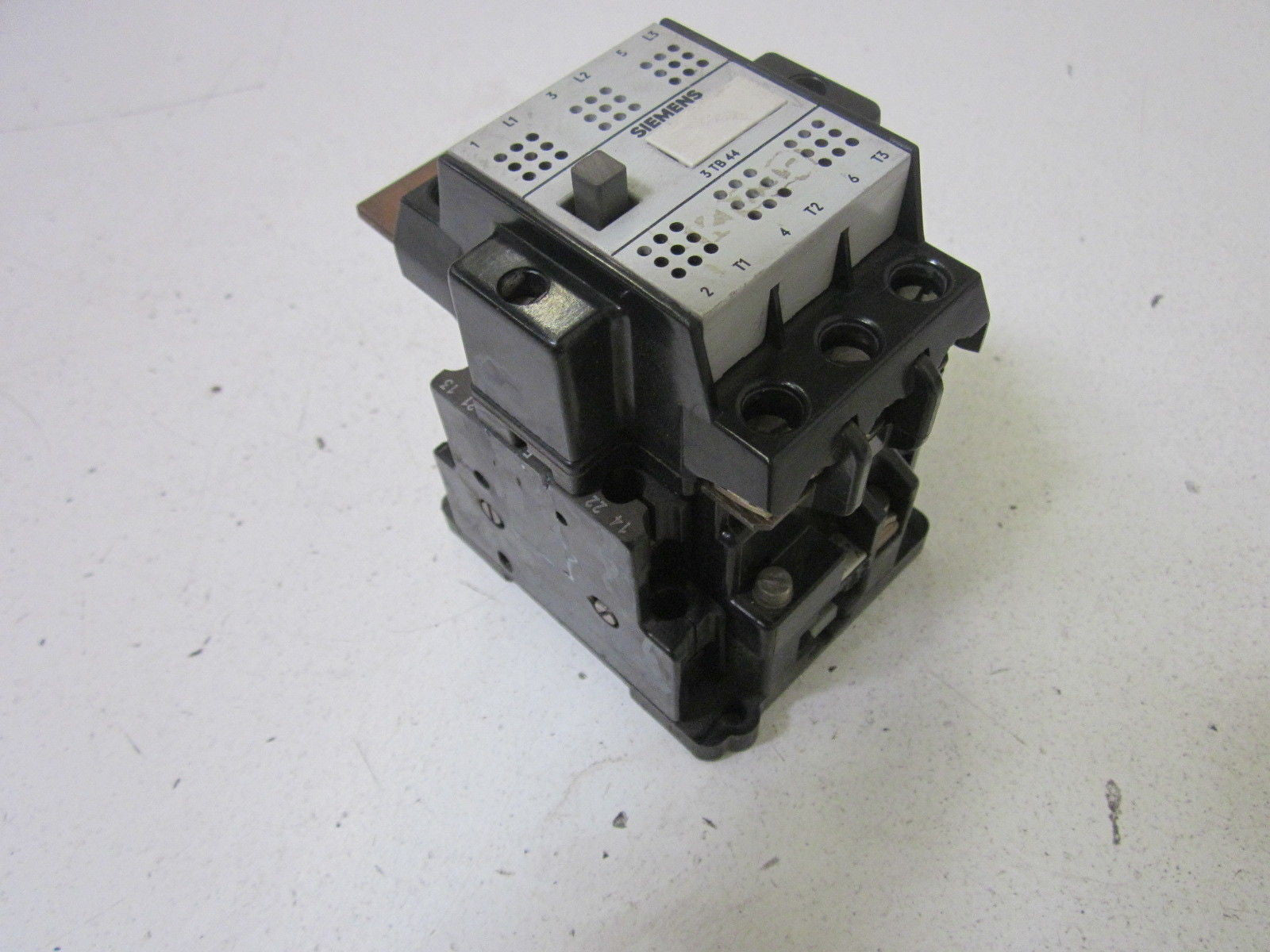 SIEMENS 3TB4417-0A 50V *USED*