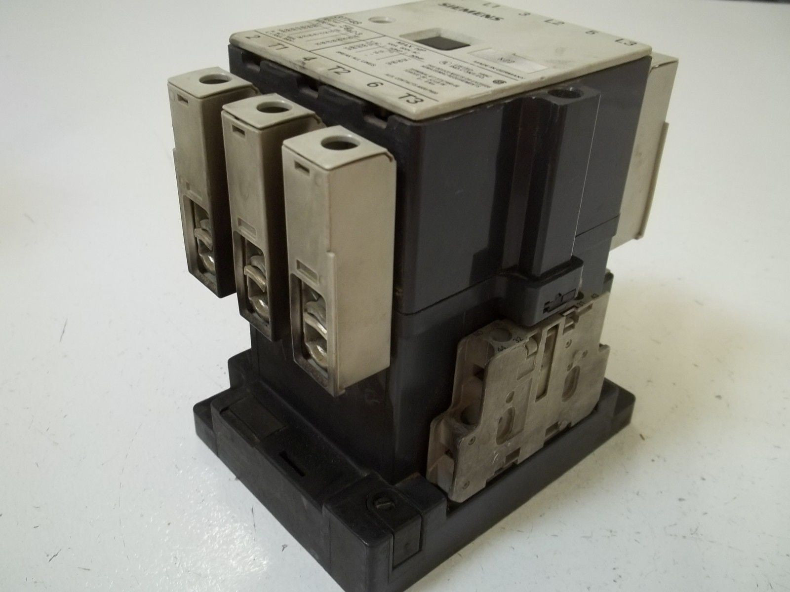 SIEMENS 3TF48 MAGNETIC CONTACTOR 115V *USED*