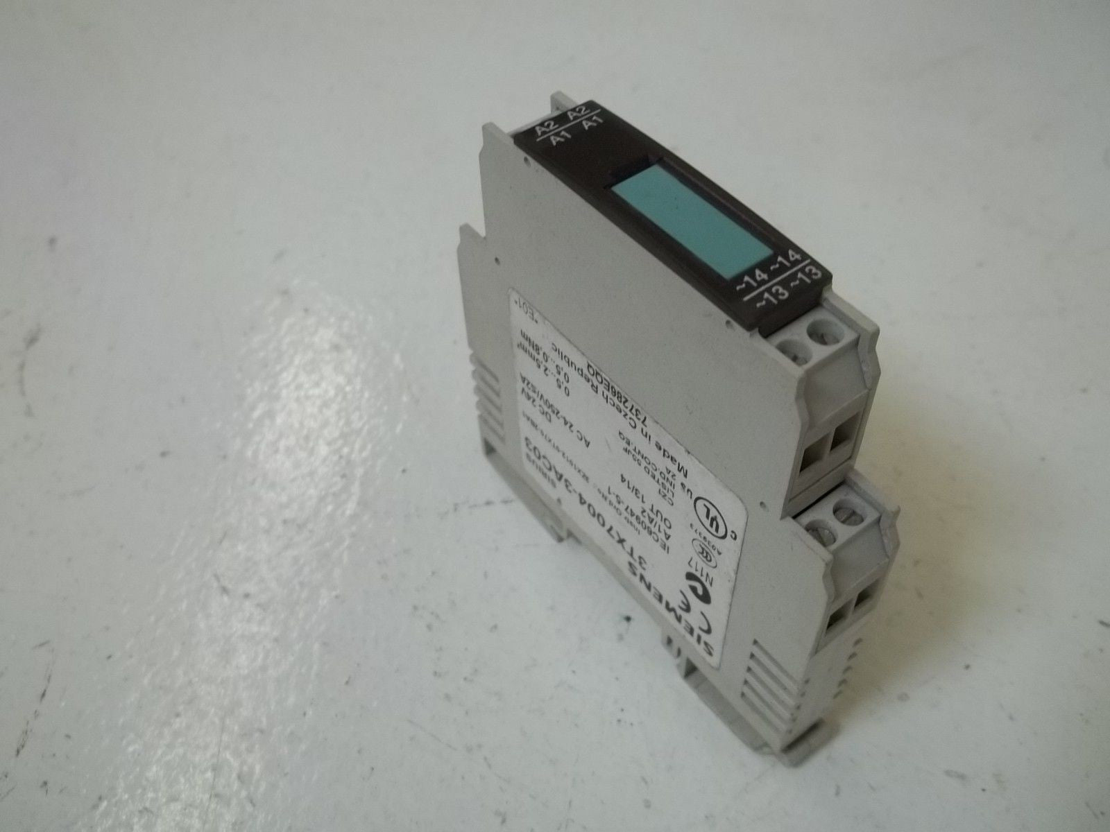 SIEMENS 3TX7004-3AC03 *USED*