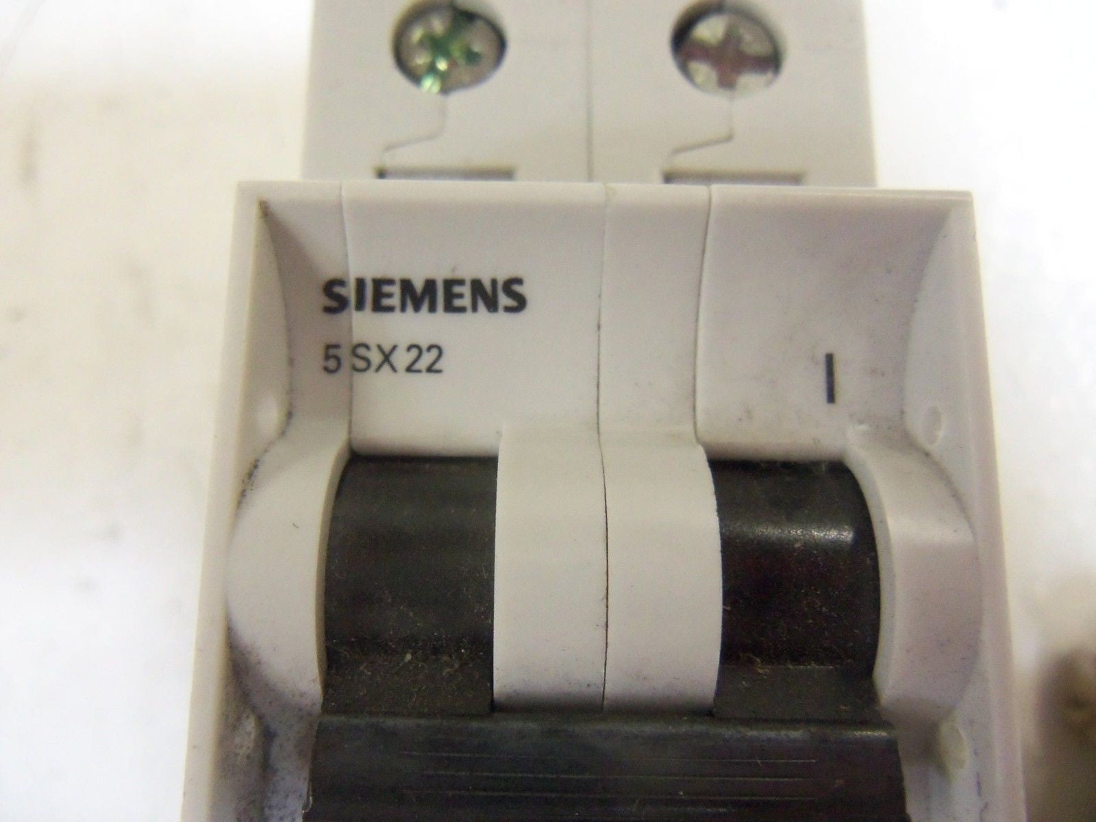 SIEMENS 5SX2232-8 CIRCUIT BREAKER 32A *NEW IN BOX*