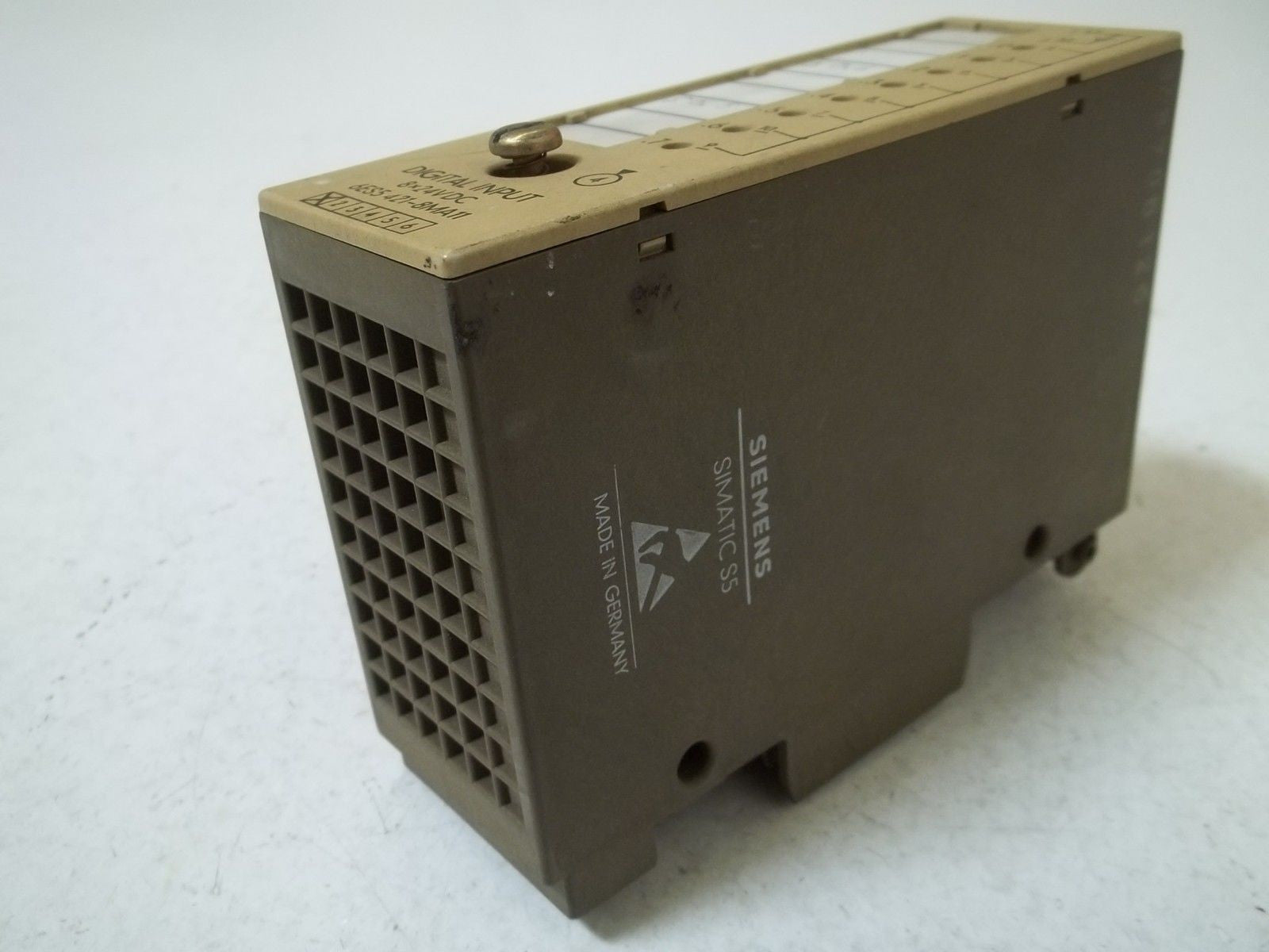 SIEMENS 6ES5421-8MA11 DIGITAL INPUT *USED*