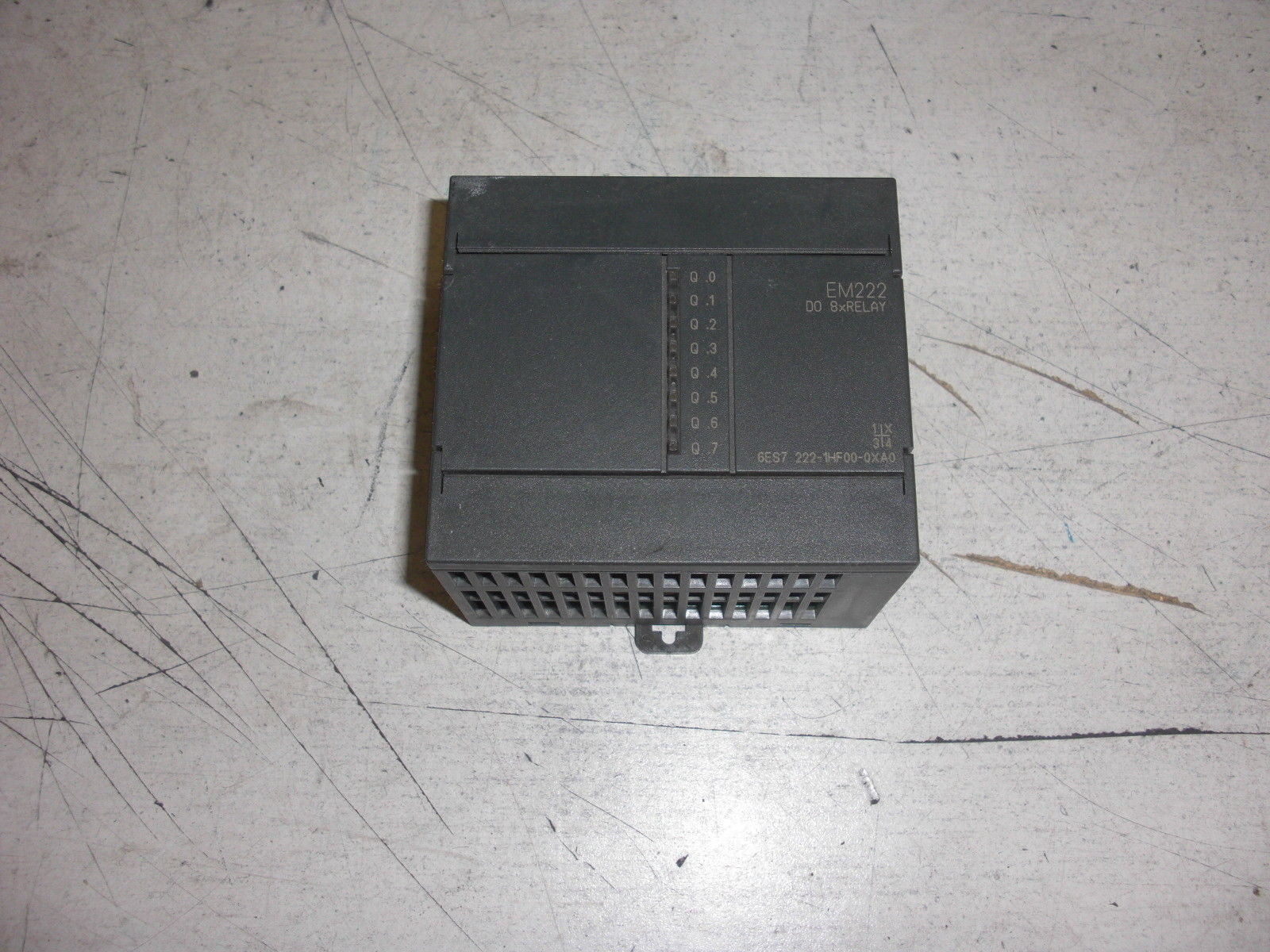 SIEMENS SIMATIC S7 6ES7222-1HF00-0XA0 OUTPUT MODULE DIGITAL RELAY EM222 *USED*