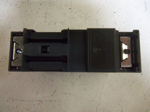 SIEMENS 6ES7-321-1EL00-0AA0 MODULE INPUT *USED*