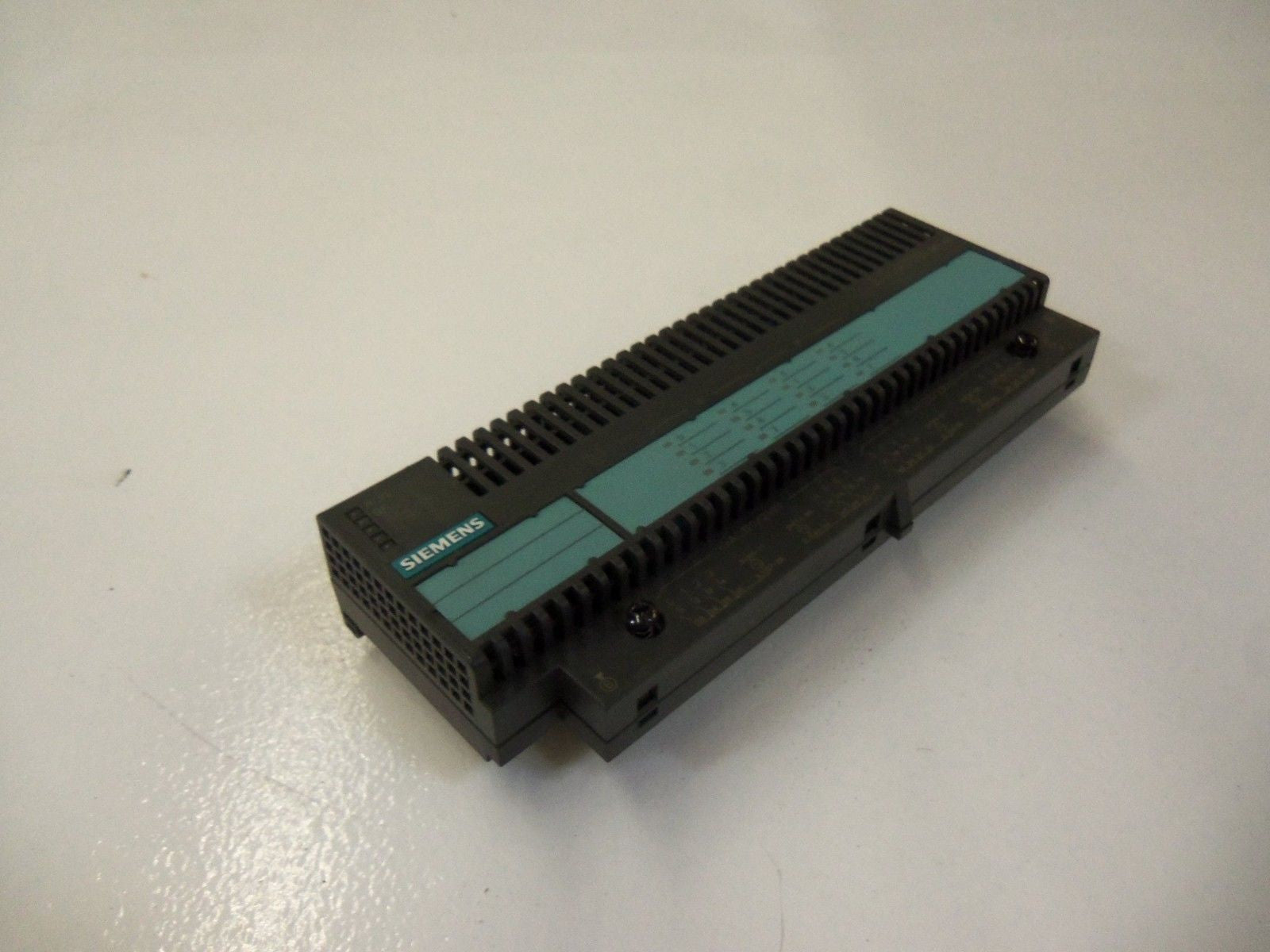 SIEMENS 6ES7 131-0HF00-0XB0 *USED*
