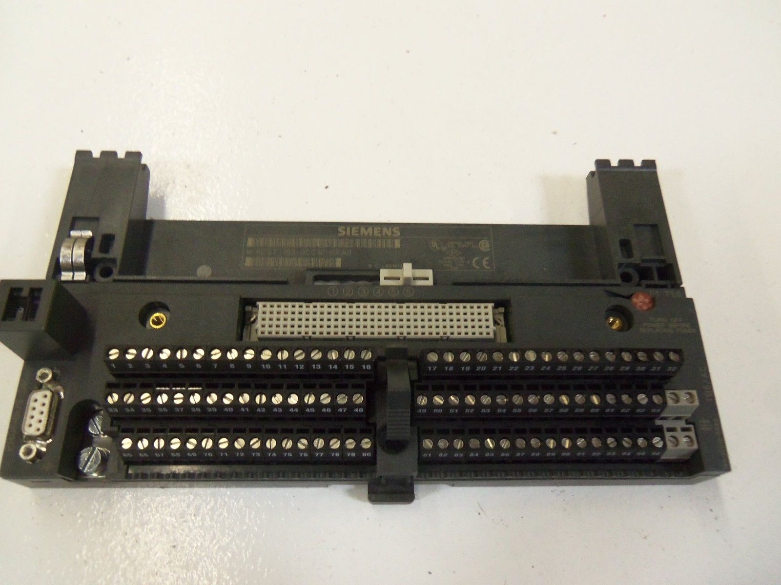 SIEMENS 6ES7 193-0CC10-0XA0 *NEW IN BOX*
