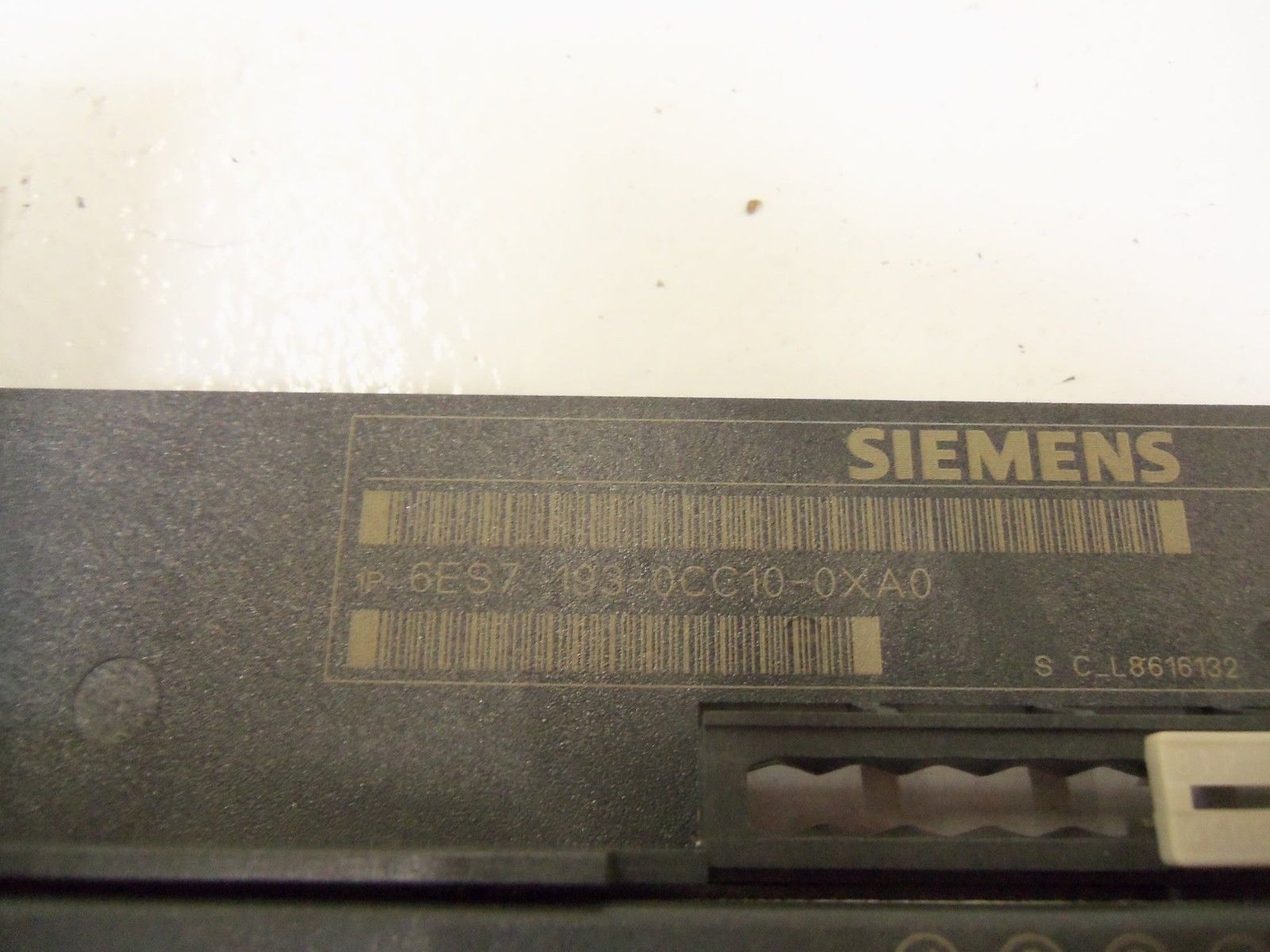 SIEMENS 6ES7 193-0CC10-0XA0 *NEW IN BOX*