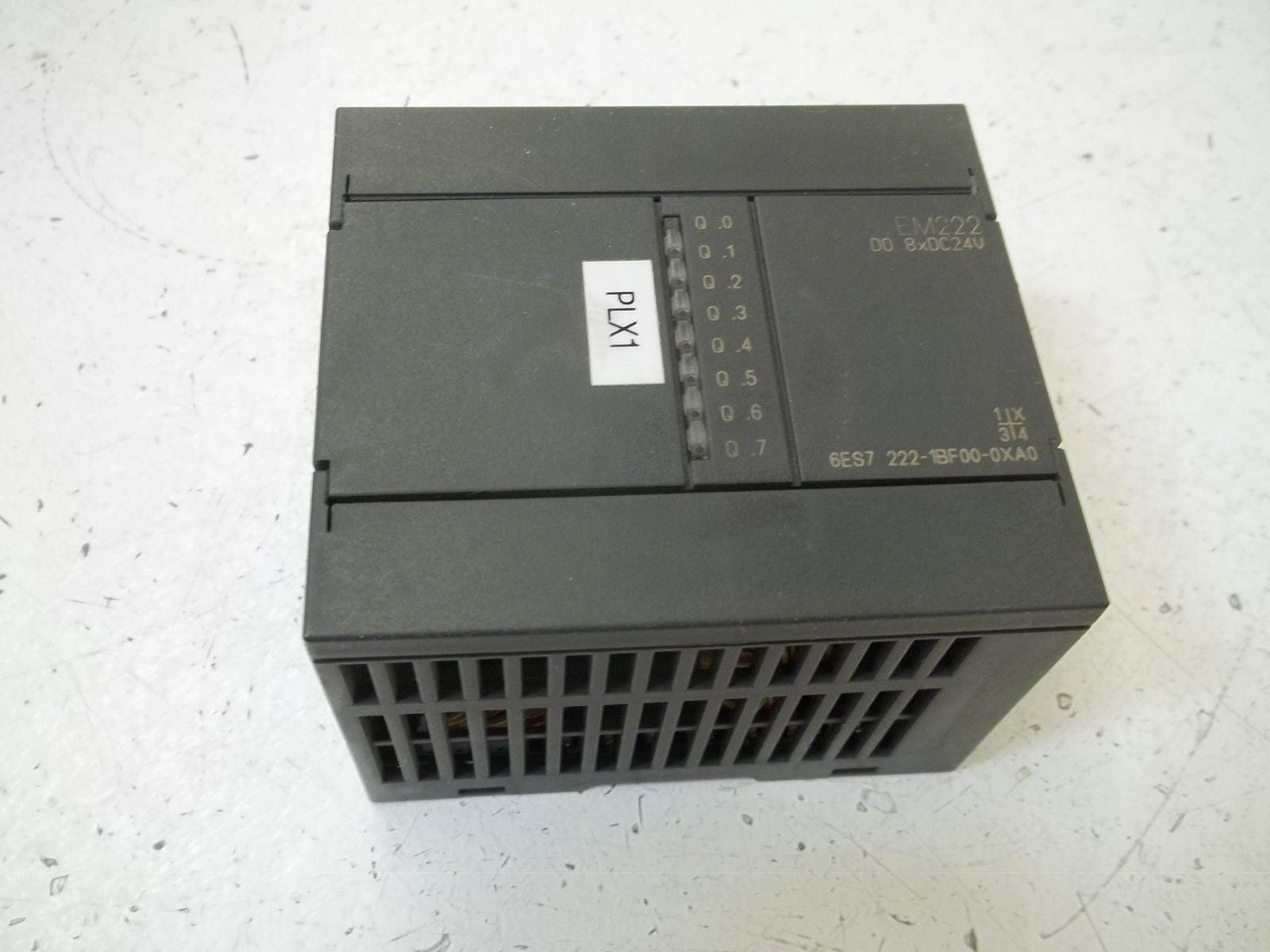 SIEMENS 6ES7222-1BF00-0XA0 OUTPUT MODULE *USED*