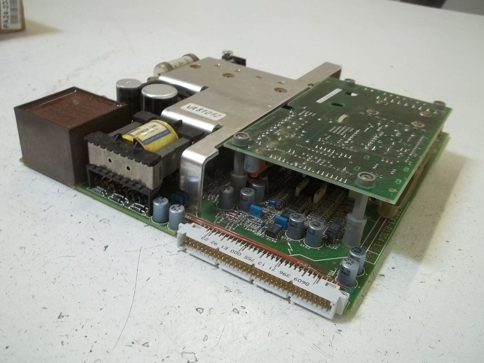 SIEMENS 6SC6100-0GB12 POWER SUPPLY VOLTAGE CLAMPING MODULE  *USED*