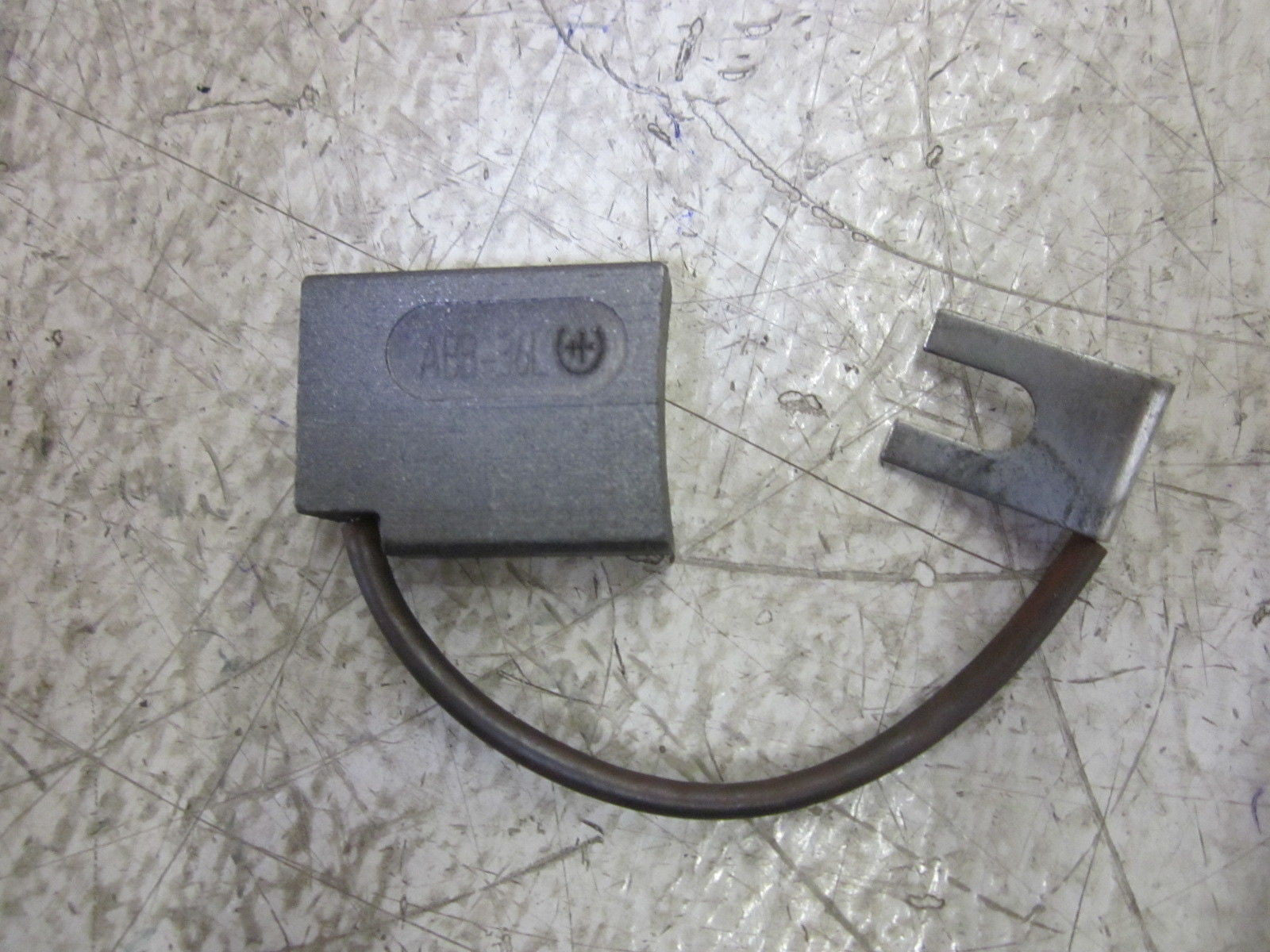 SIEMENS ABB-36 CARBON BRUSH SET *NEW IN A BAG*