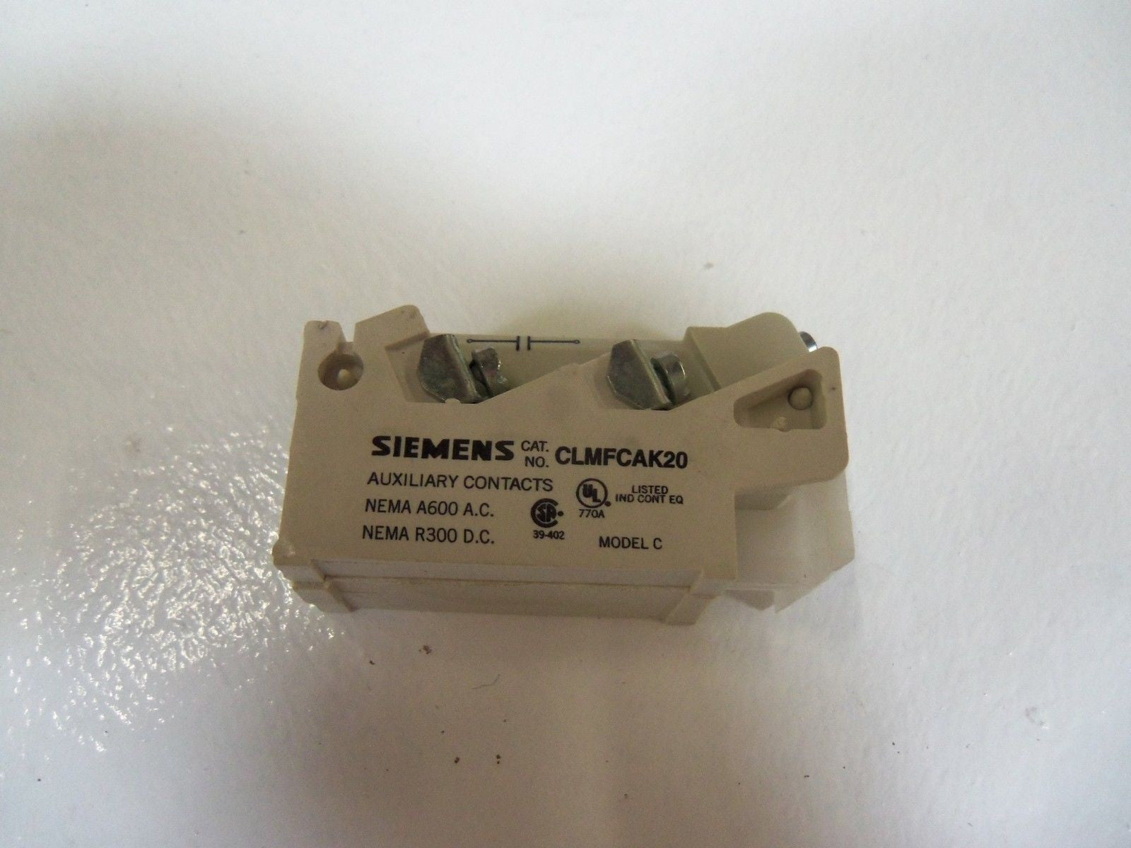 SIEMENS AUXILIARY CONTACT CLMFCAK20 *USED*