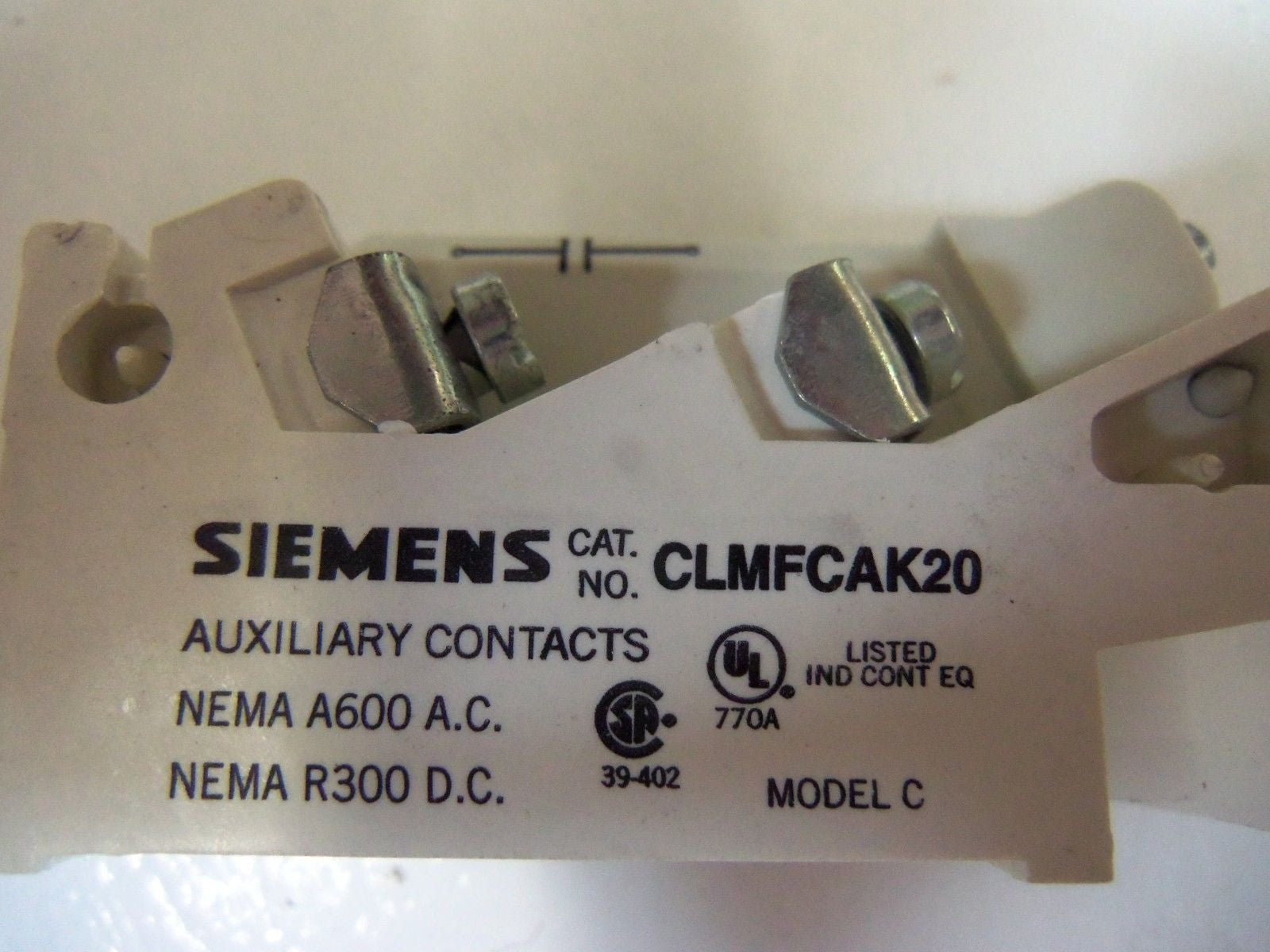 SIEMENS AUXILIARY CONTACT CLMFCAK20 *USED*