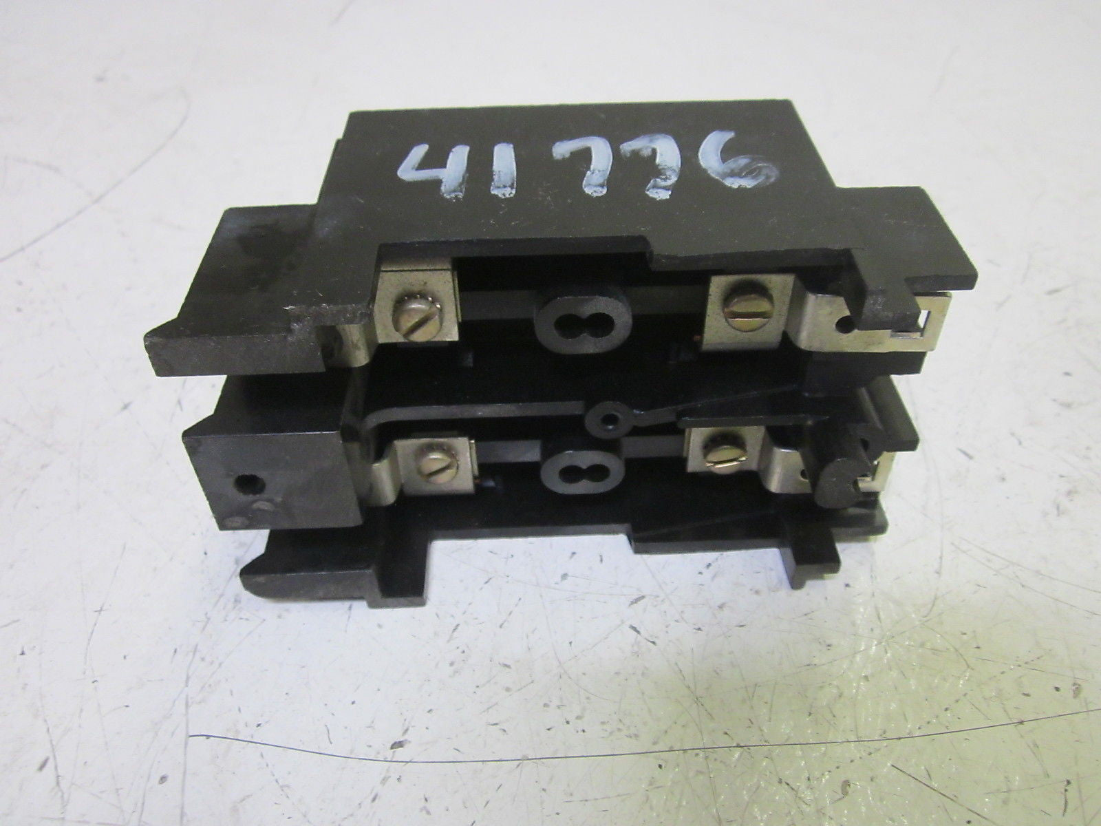 SIEMENS FP32 LOAD CENTER 30A 240VAC* USED*